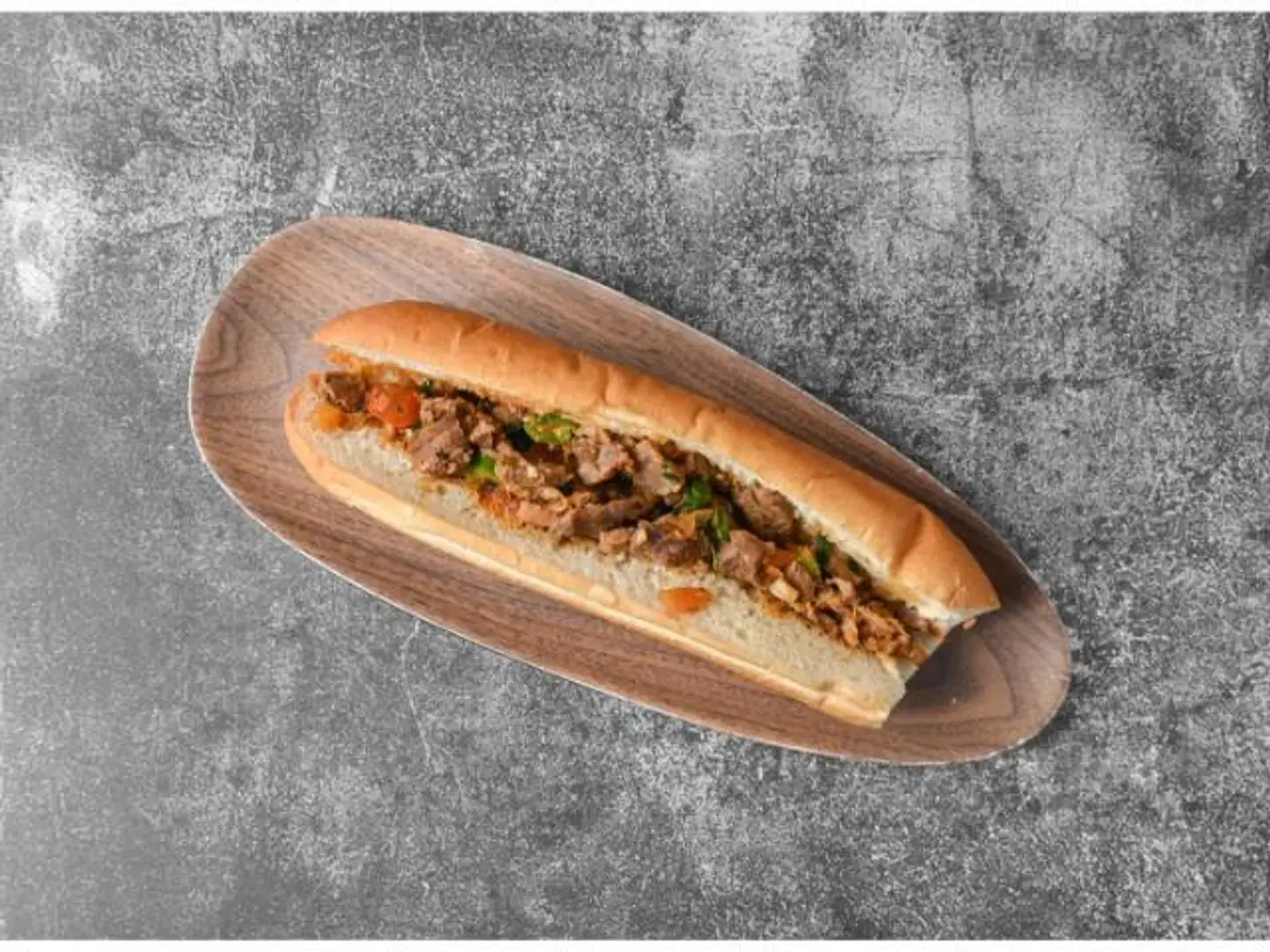 Chicken Muqalqal Sandwich Samoli Bread