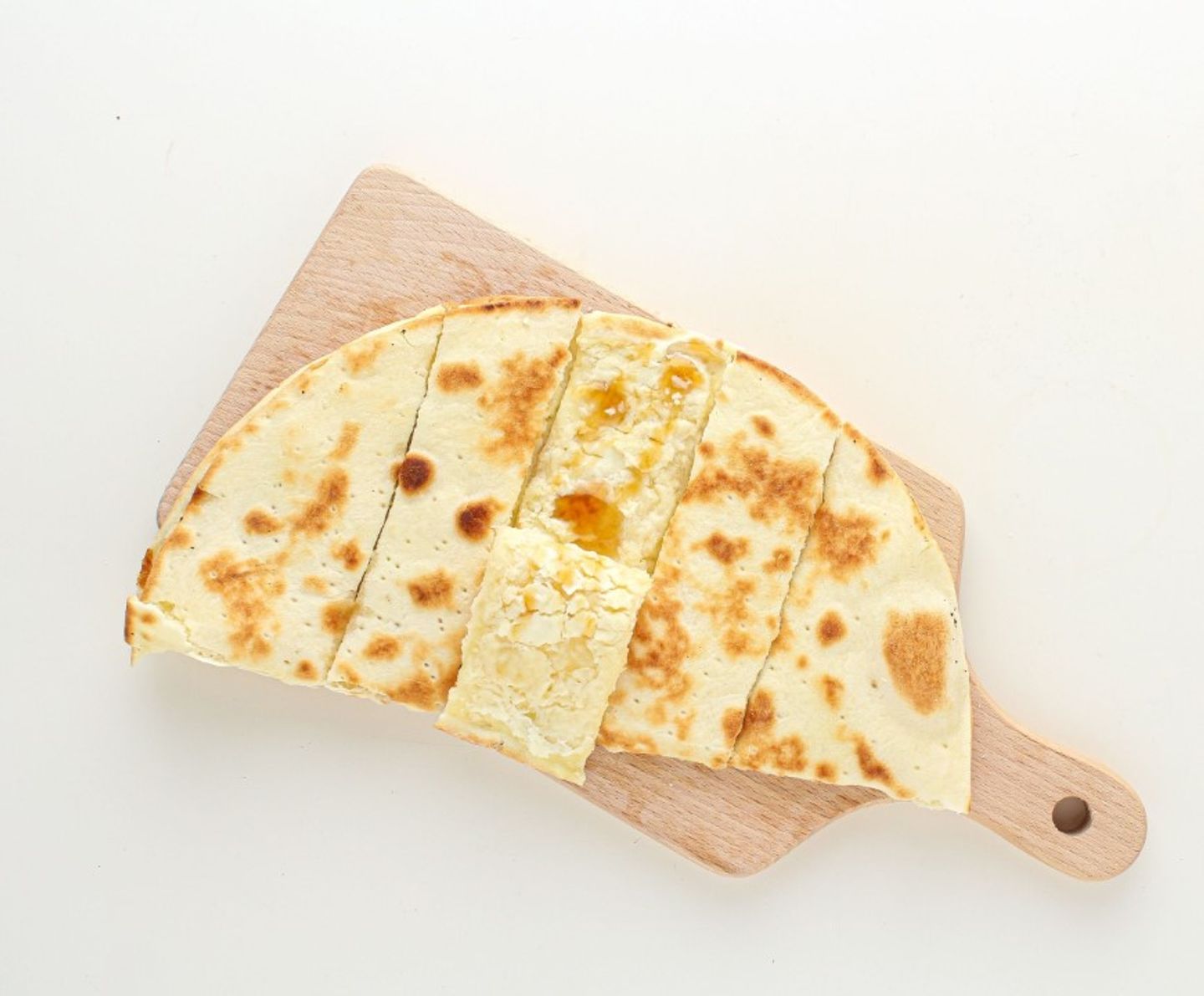 لبنة مع عسل