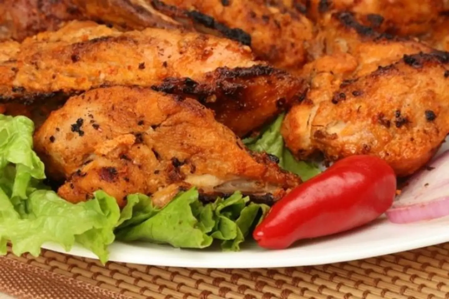 نصف حبة دجاج تندوري سادة