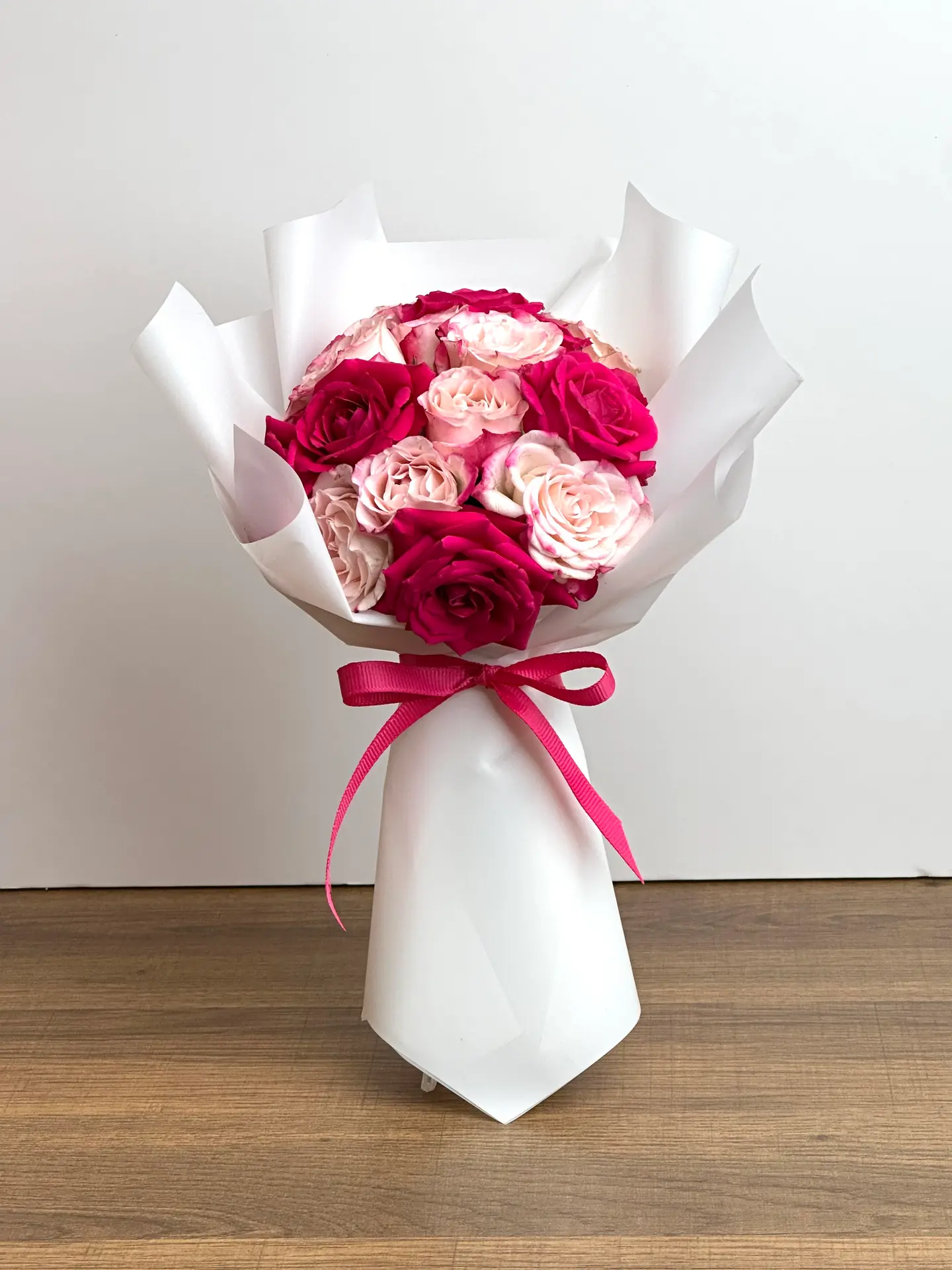 "باقة ميني بوكية طله وردية "