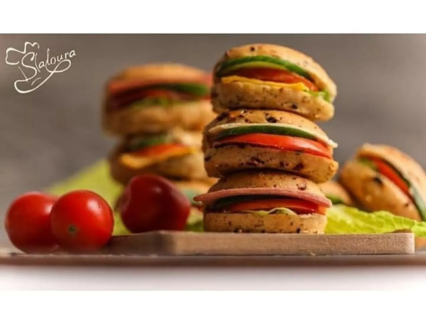 ساندوتشات صغيرة