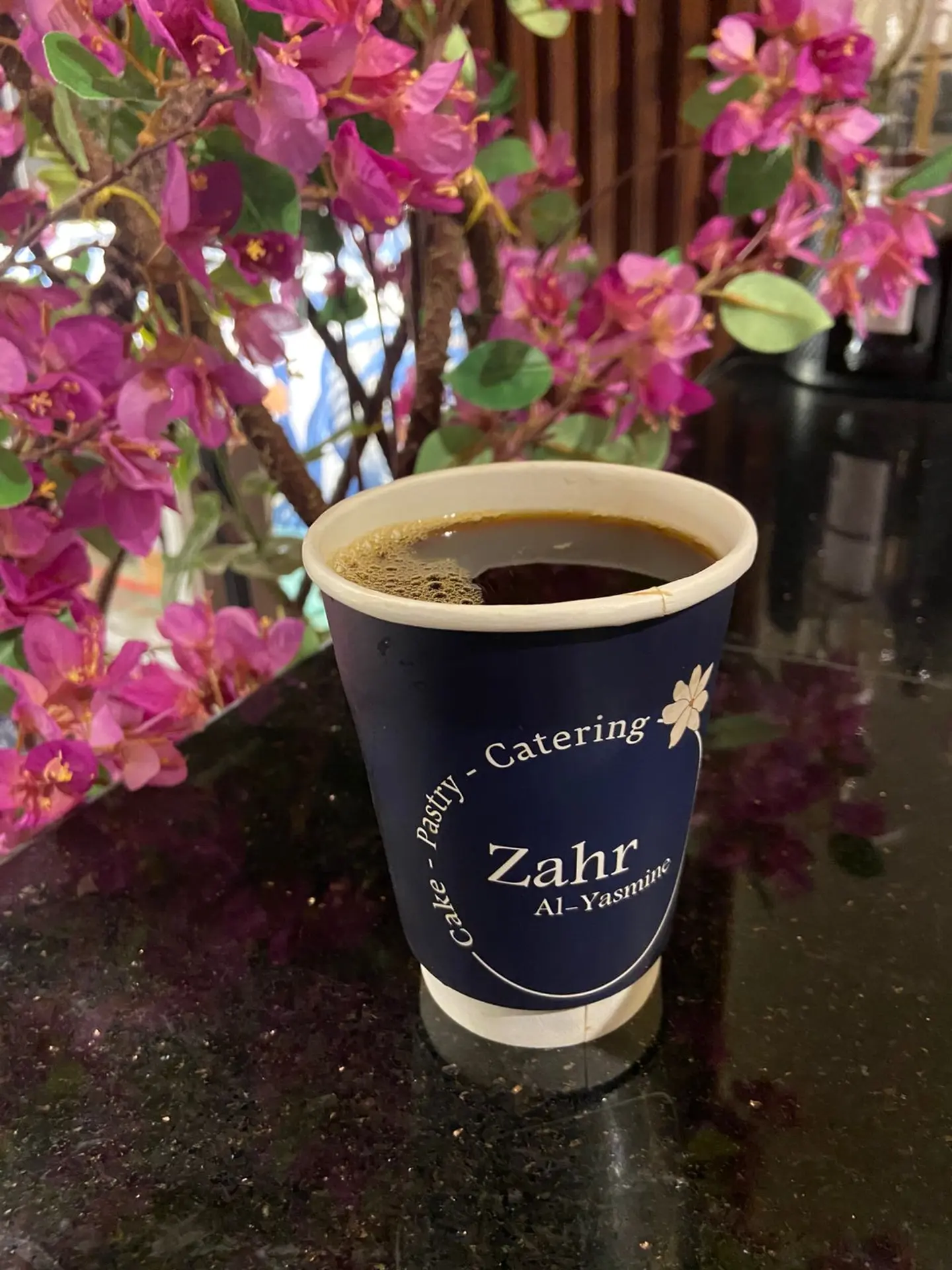 قهوة اليوم حار كبير