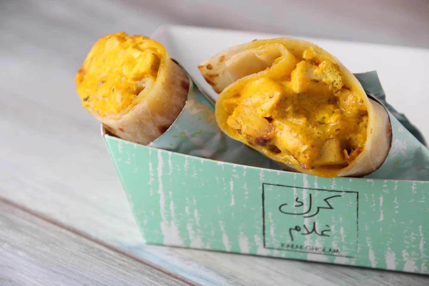 تشكن بالزعفران