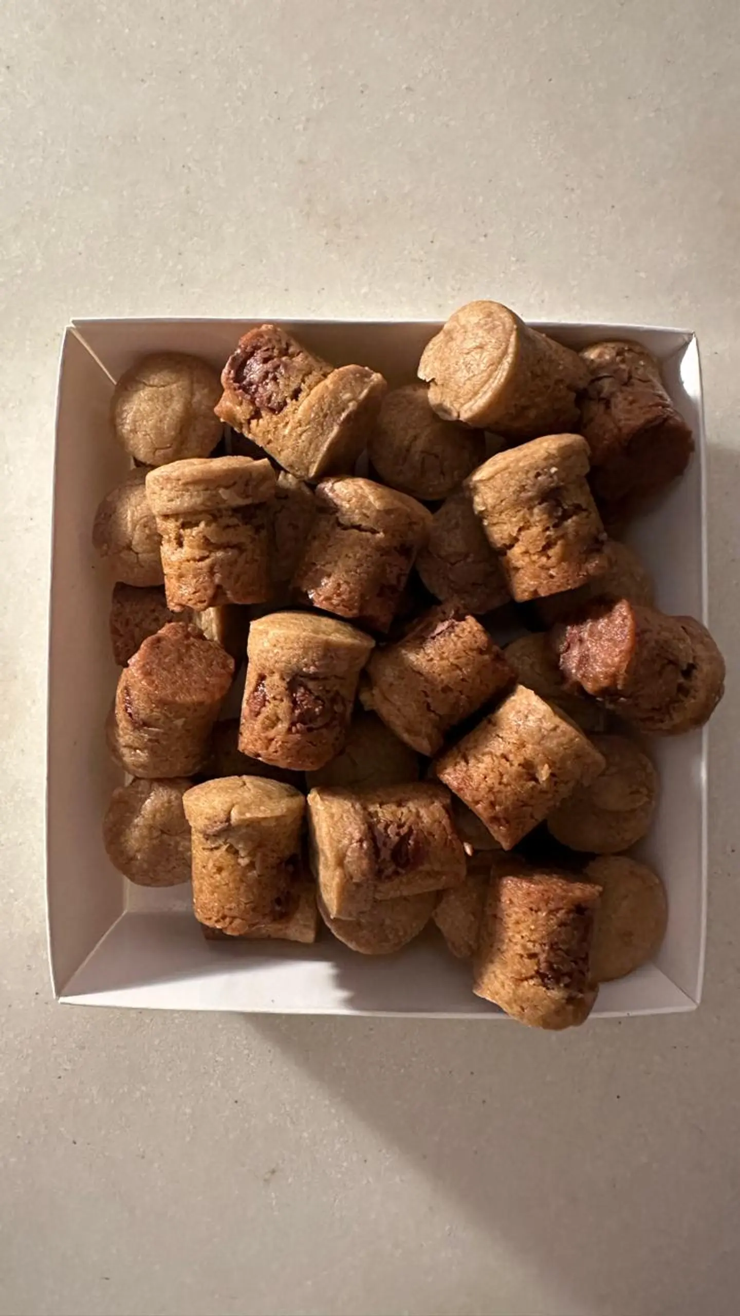 25 Cookies Bites With Sauce