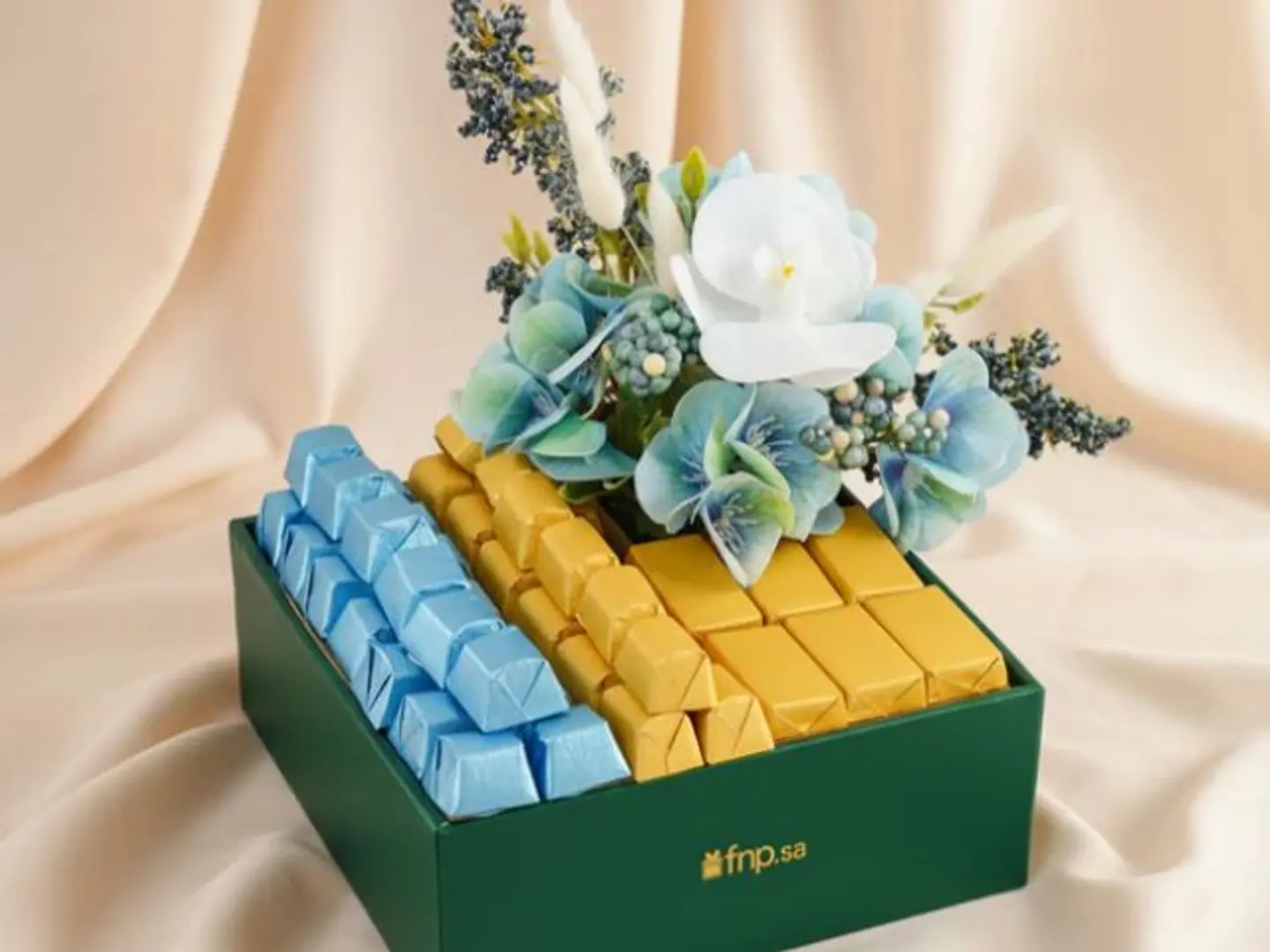 Rose And Chocolate Box Blue And Gold