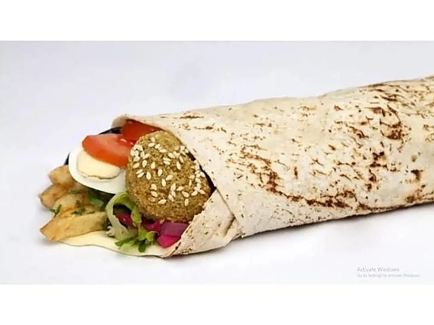 فلافل بيض مقلي مع حمص