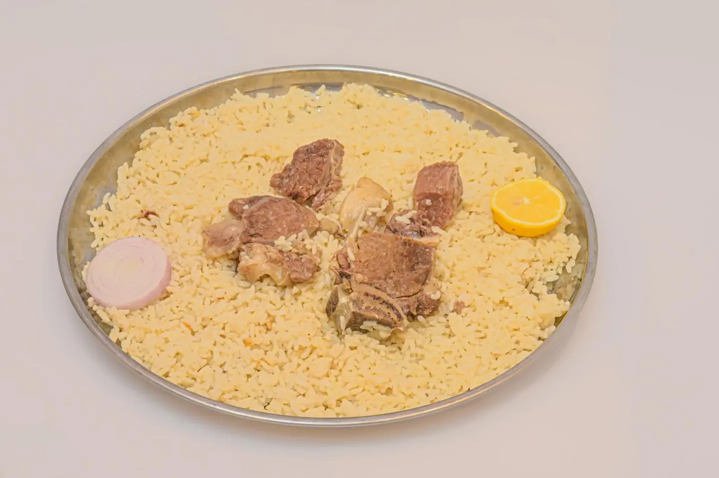 نفرين مضغوط حاشي العقبة