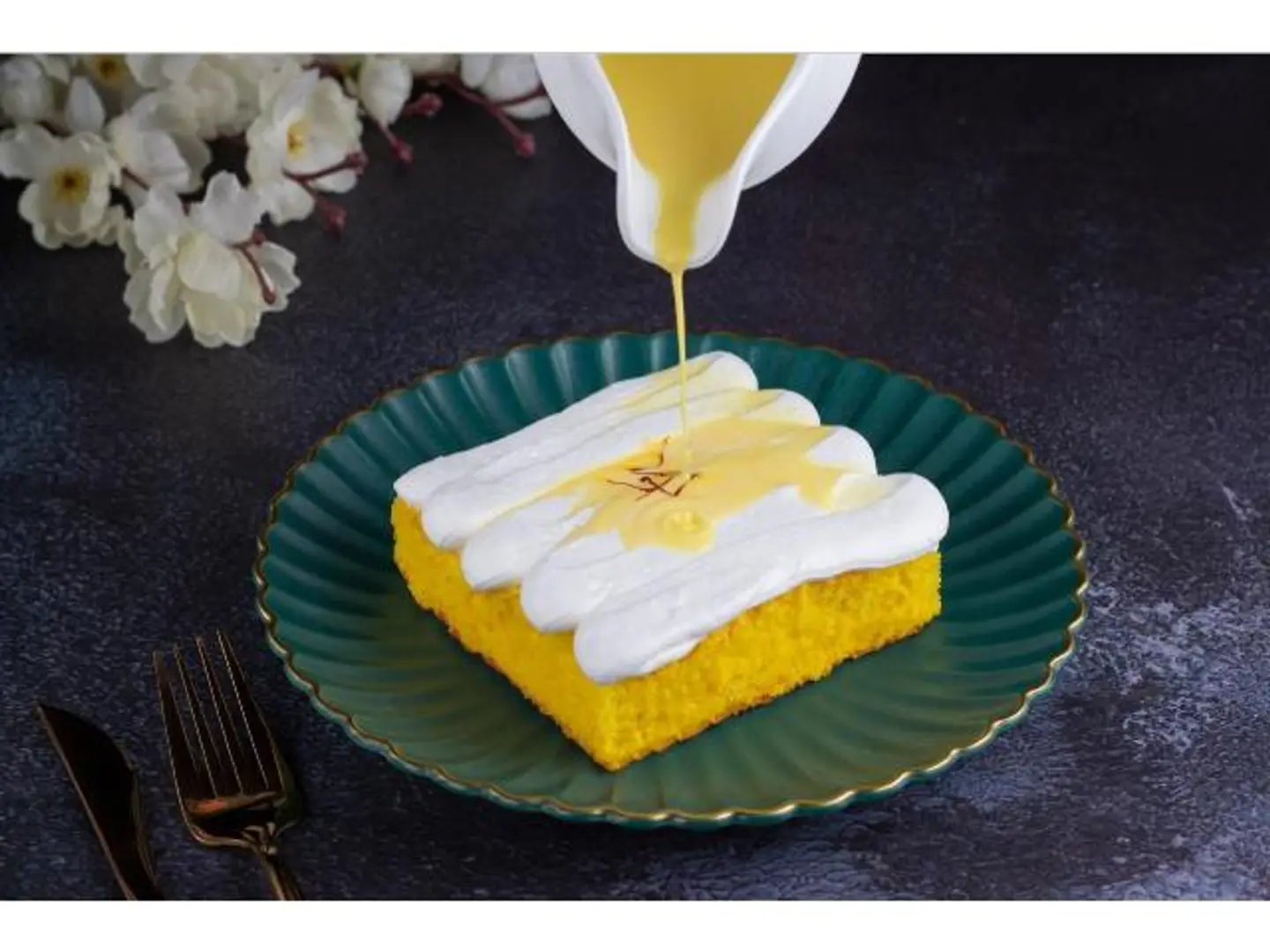 Saffron Cake