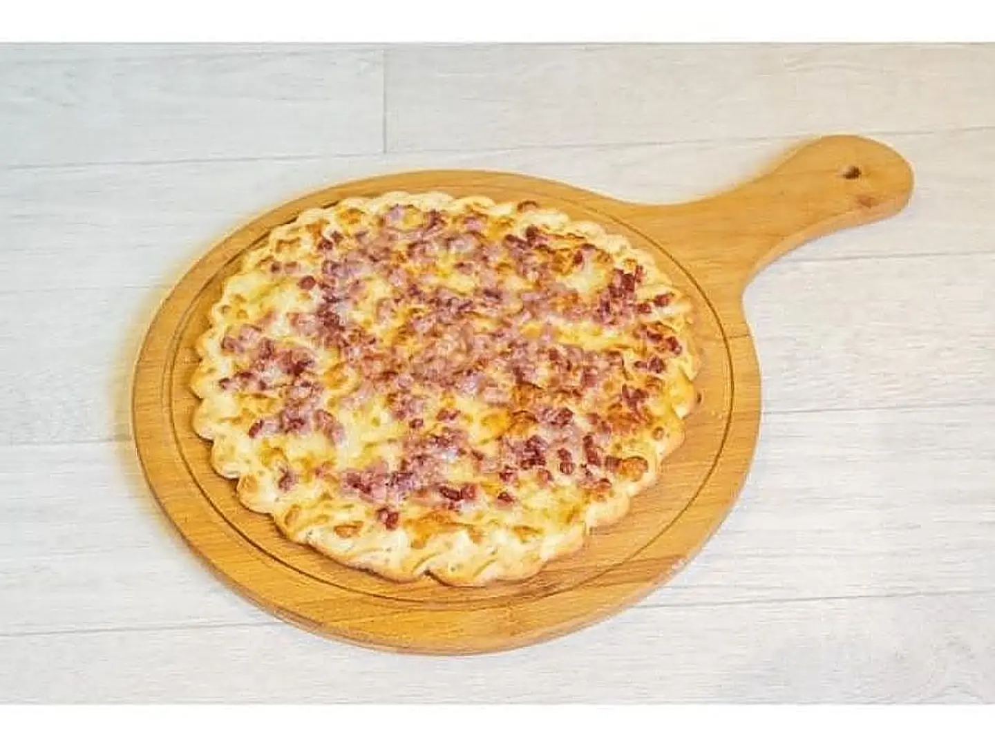 فطيرة مورتديلا سادة