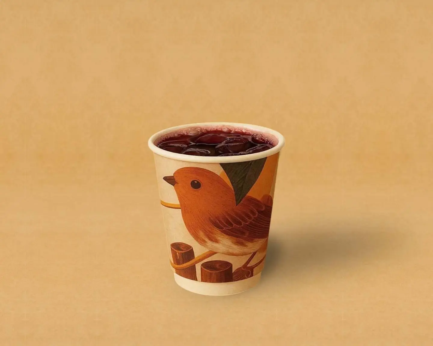 كوب كركديه مثلج