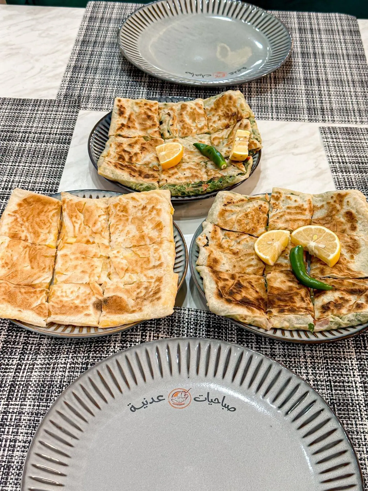 مطبق عادي