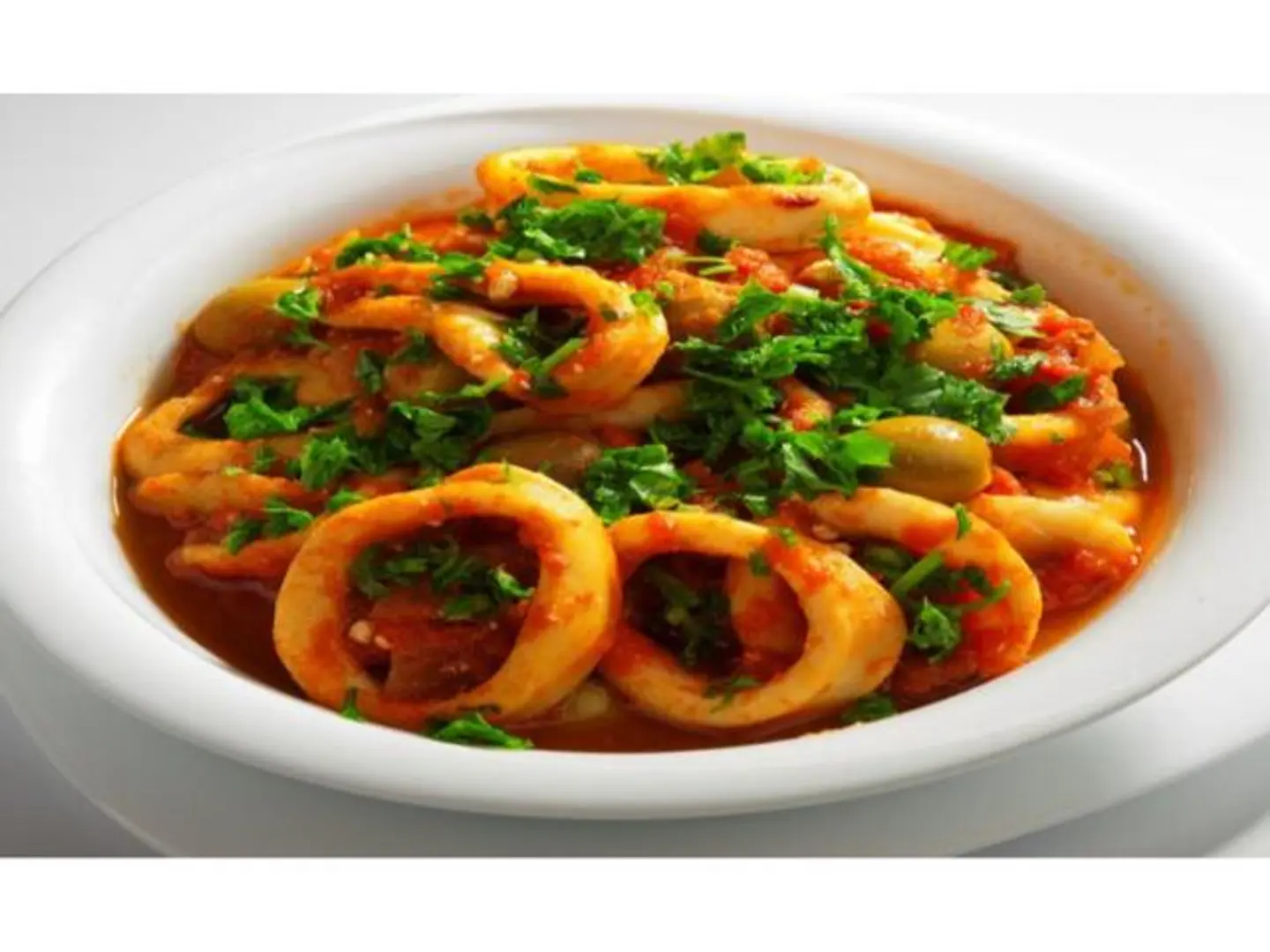 طاجن سبيط صوص أحمر و أرز