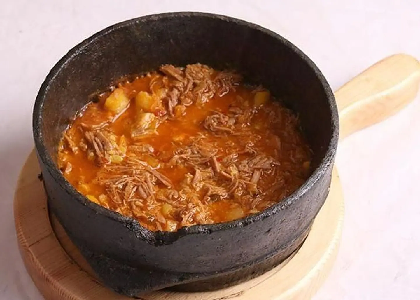 عقدة برمة لحم