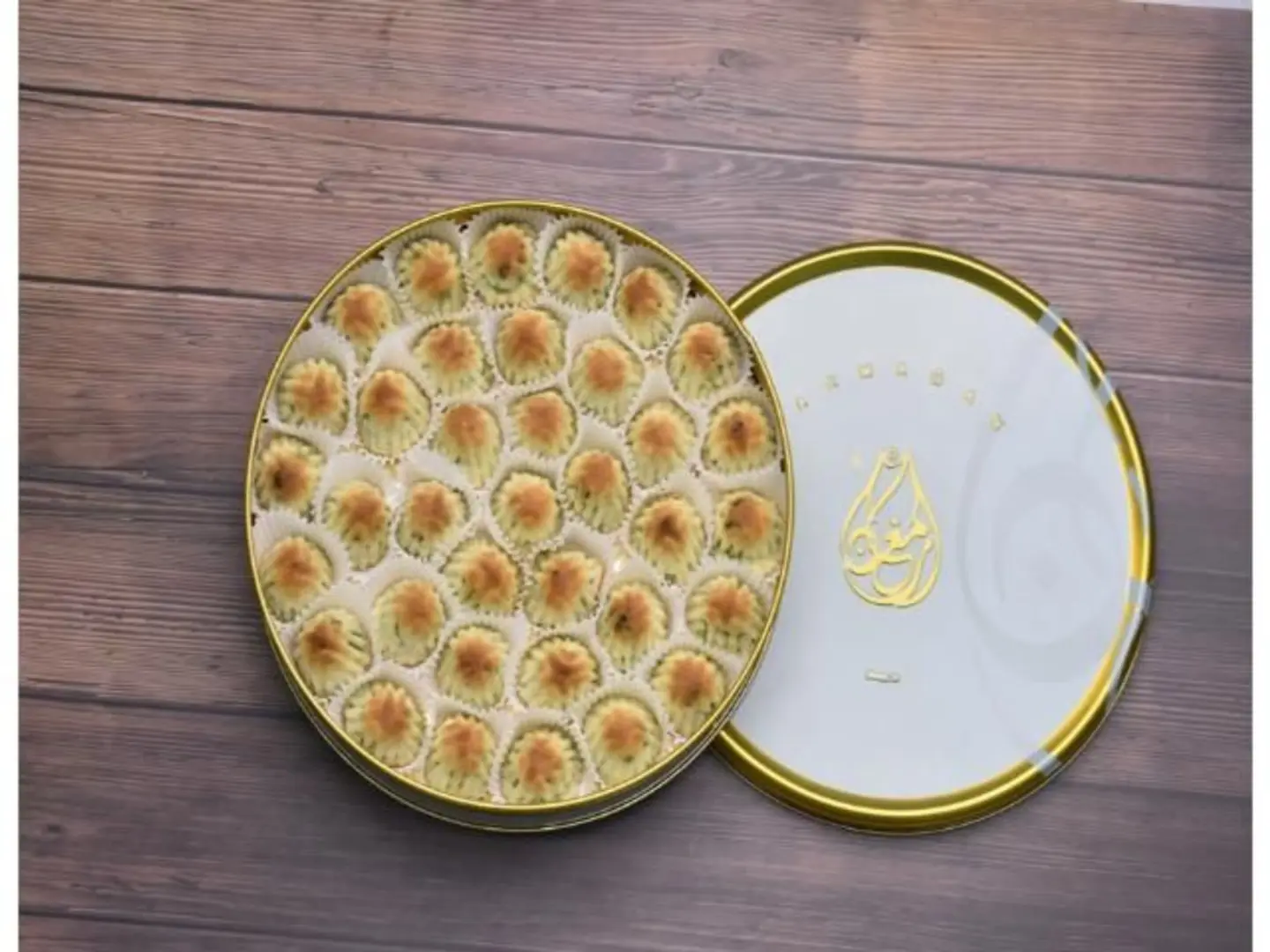 Large Box Of Pistachio Ma'amoul