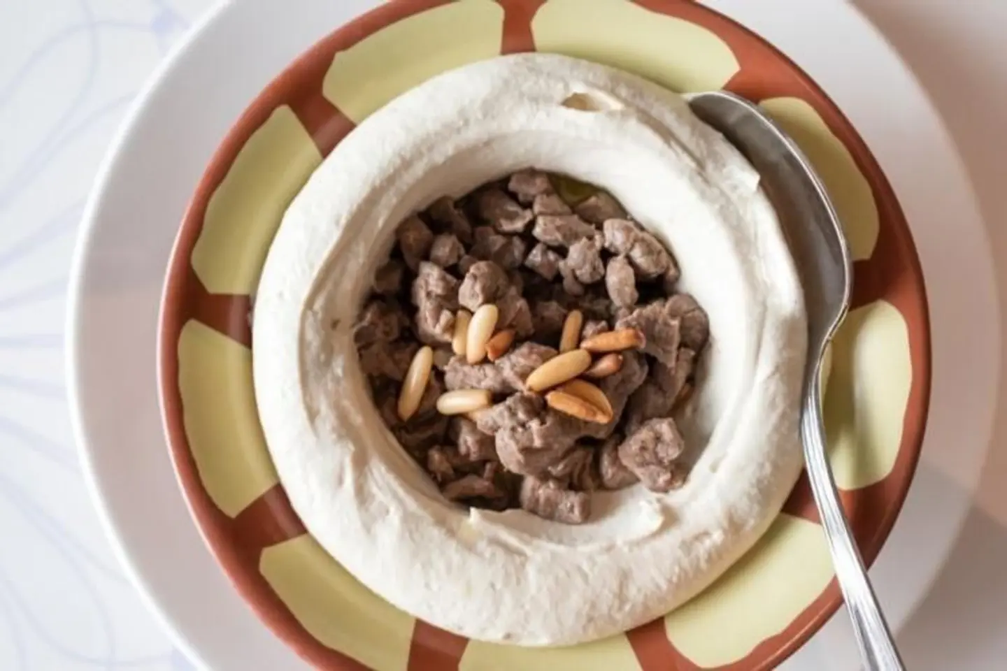 Hummus With Meat
