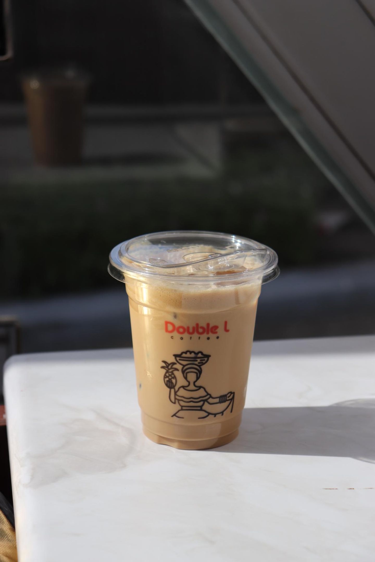 Ice Shaken White Mocha