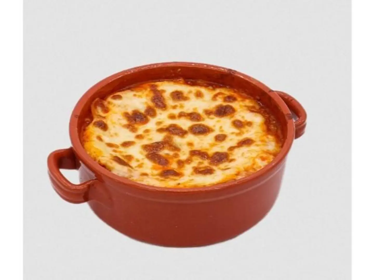 طاجن معكرونة لحمة موزاريلا