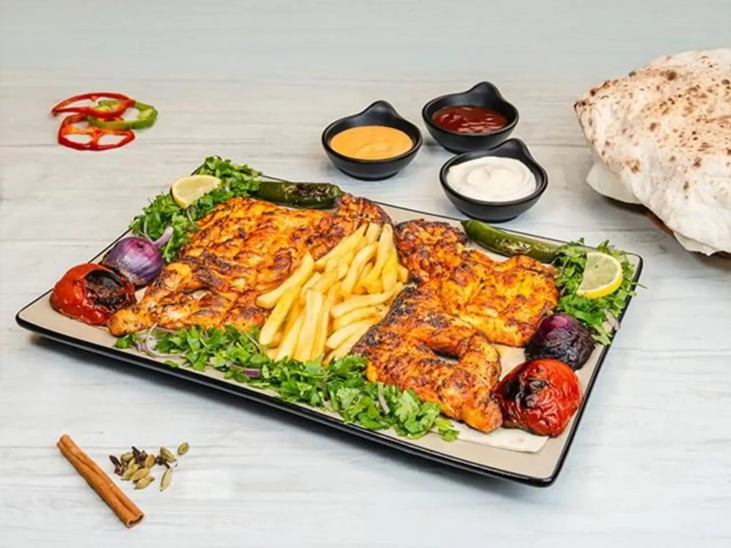 حبة دجاج ع الفحم مع بطاطا