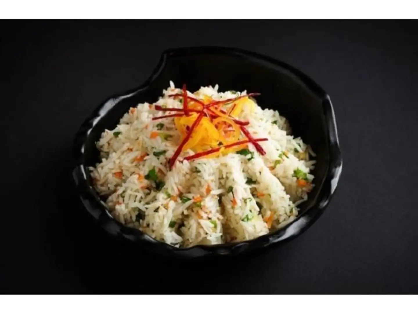 أرز الياسمين بالثوم