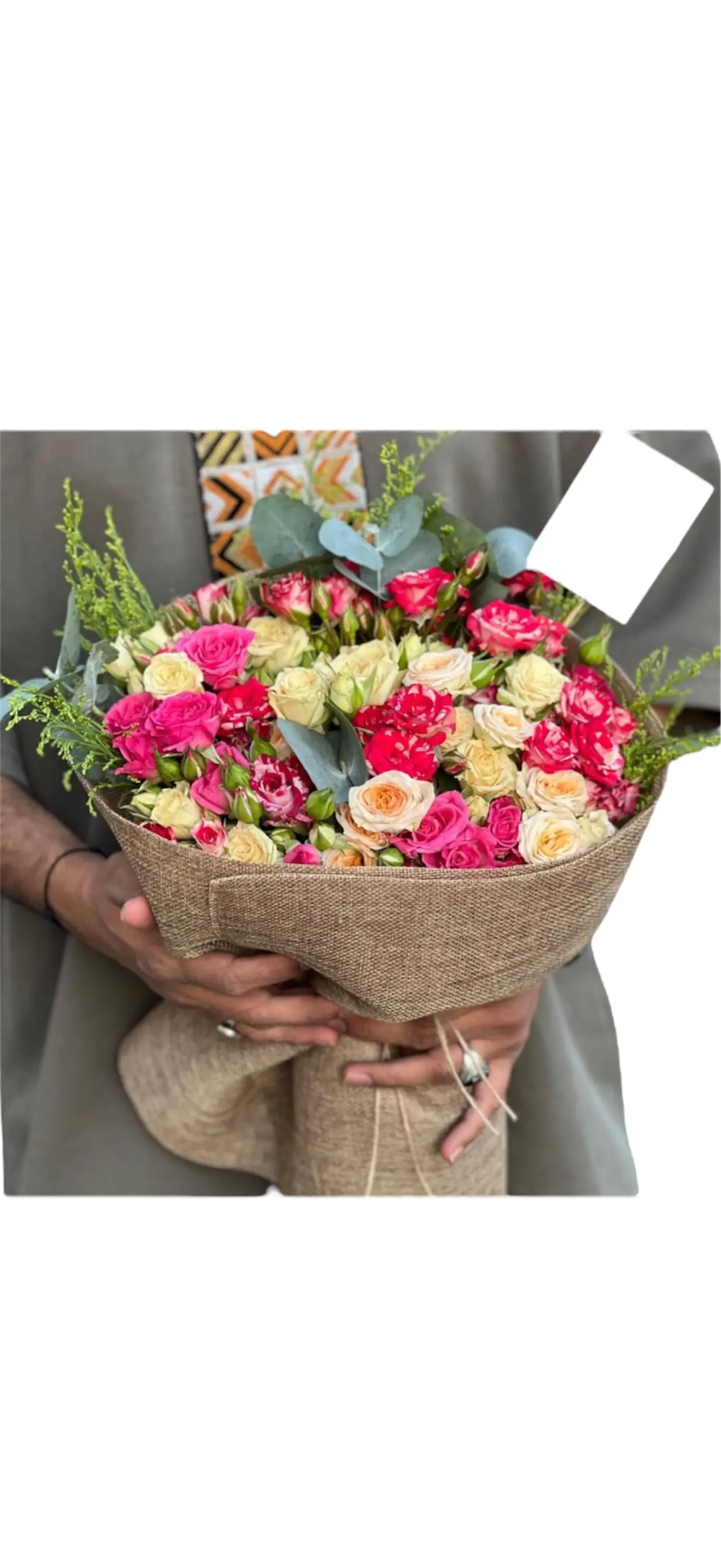 A Luxurious Bouquet Of Roses