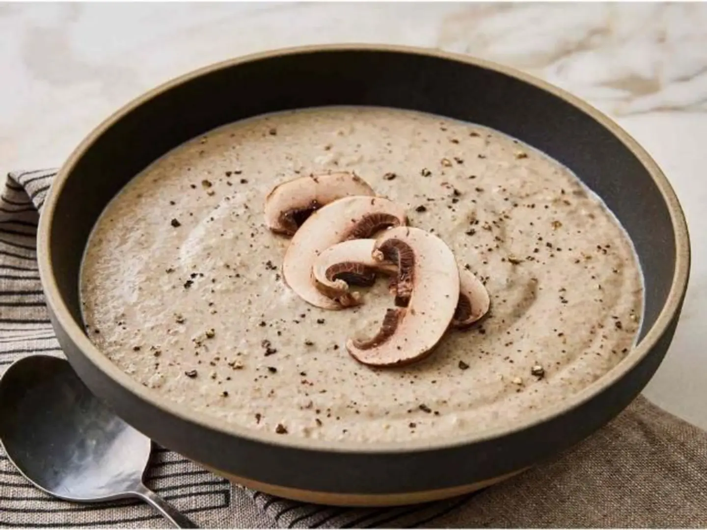 شوربة كريمة الفطر