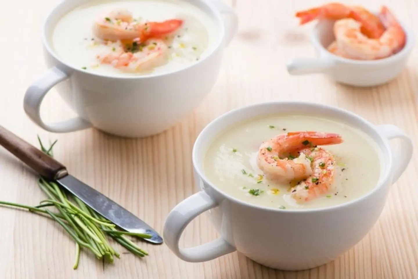 Vip Soup With White Sauce