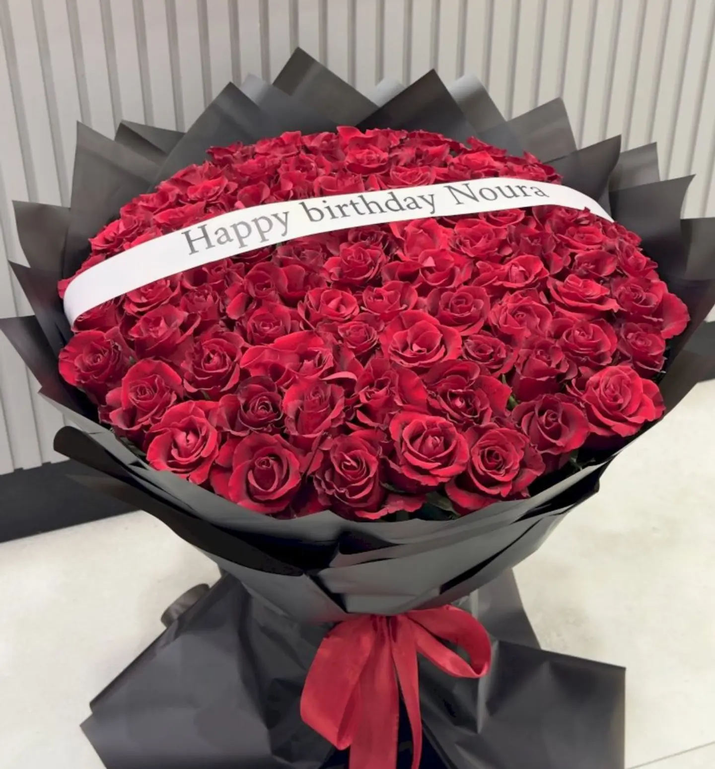 Natural Rose Bouquet 80 Roses With Ribbon 61