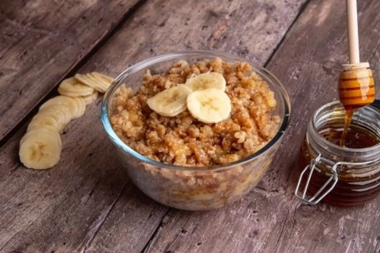 Masoub With Dates And Honey Millet