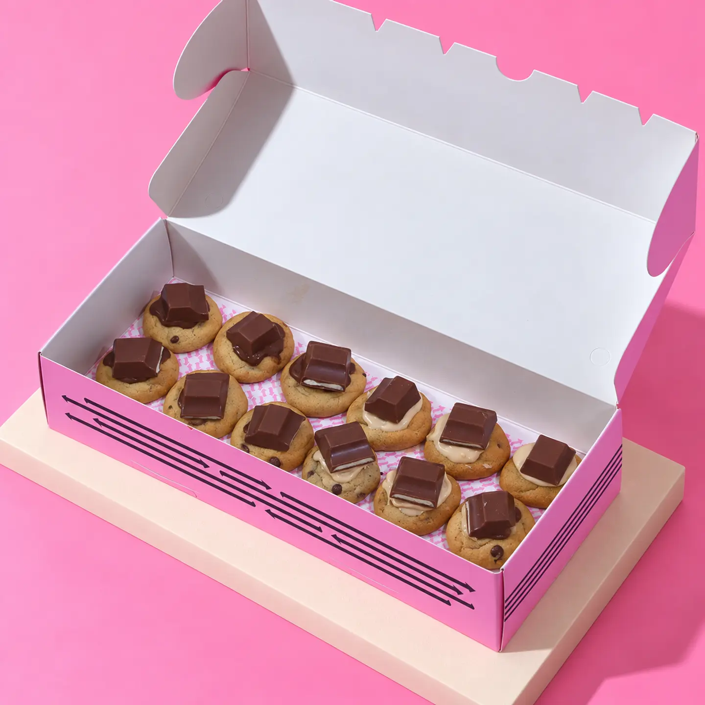 Box Of 12 Pcs Classic Mini Cookies