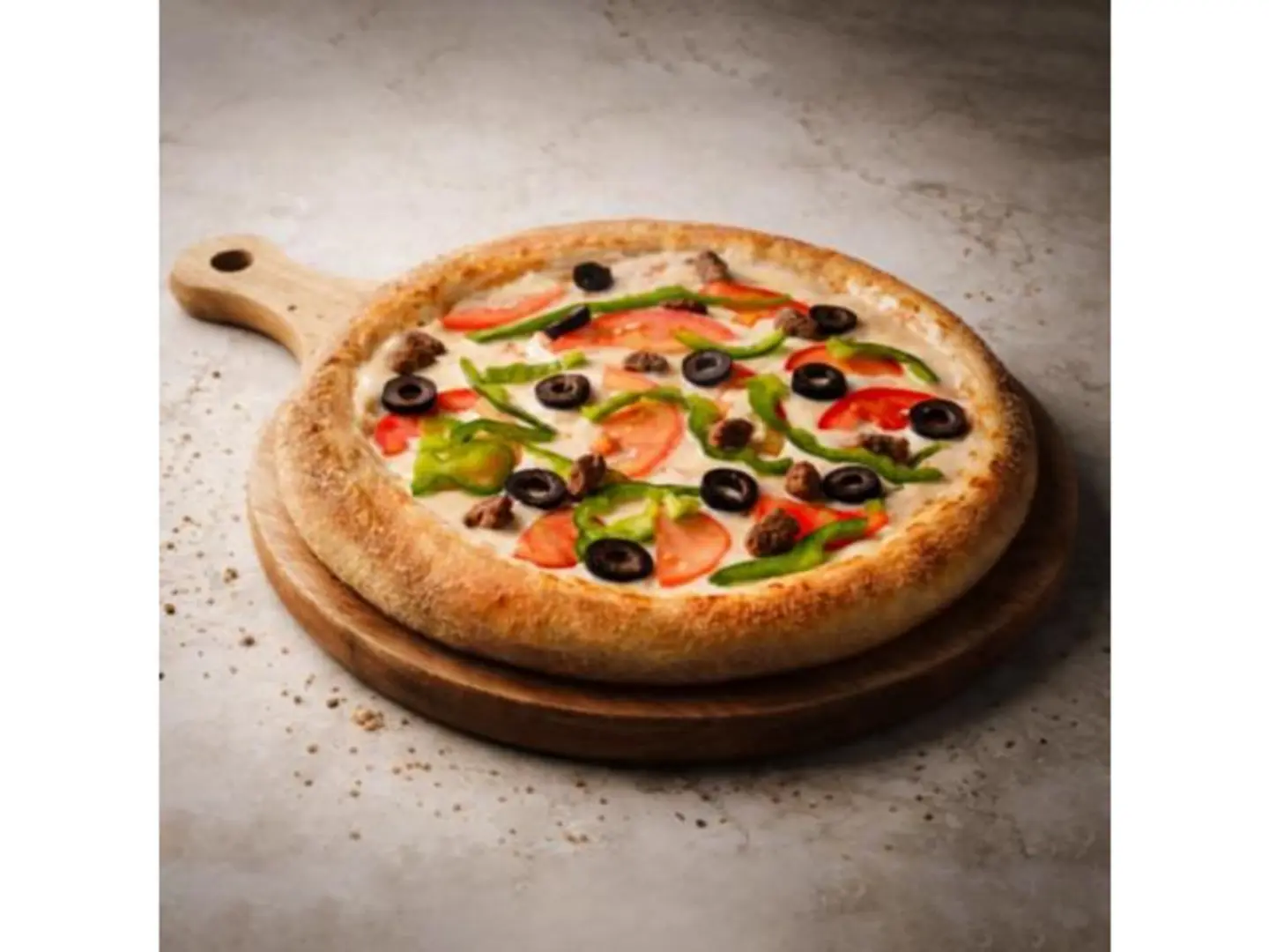 Vegetable Pizza With Creamy Cheese