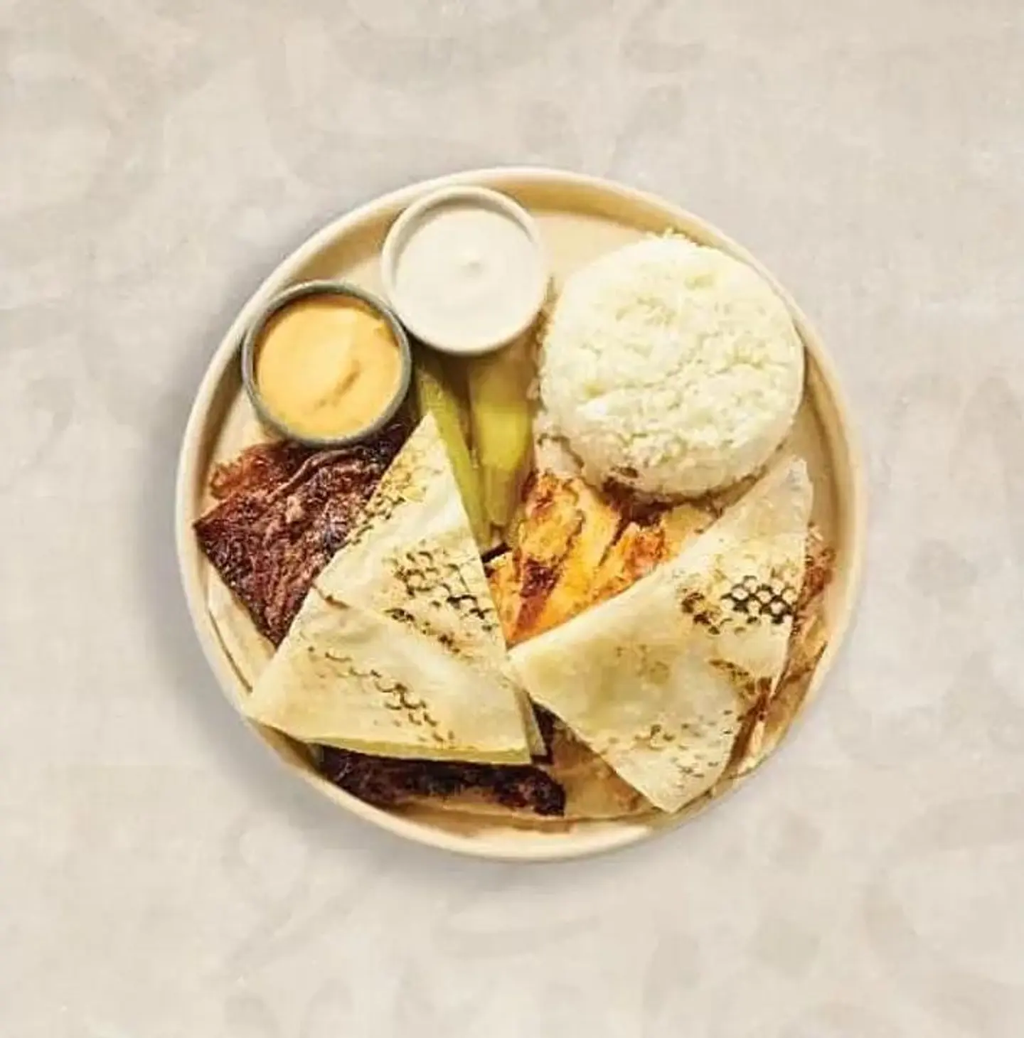 شرائح شاورما دجاج مع أرز