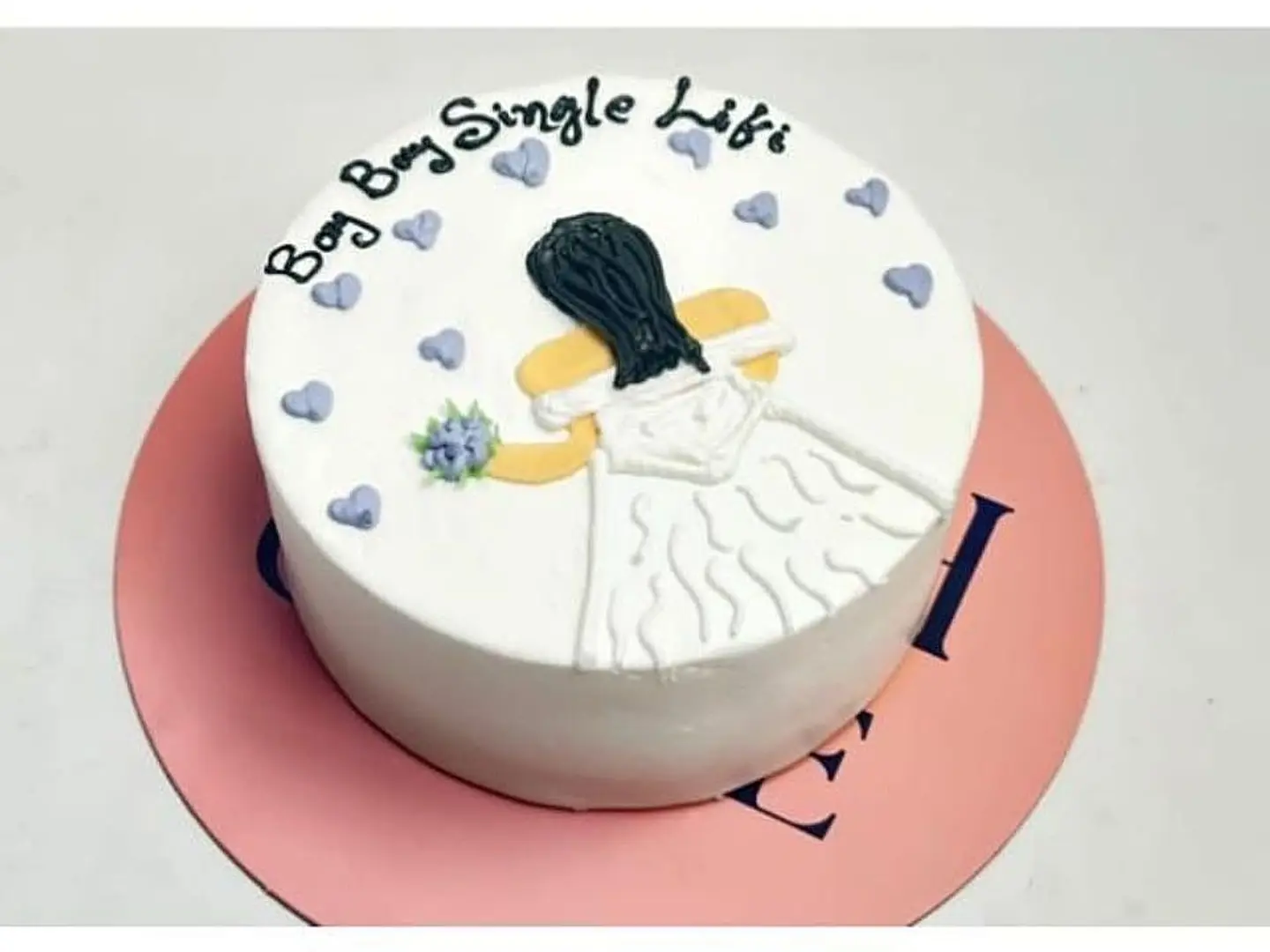 كيك توديع العزوبية