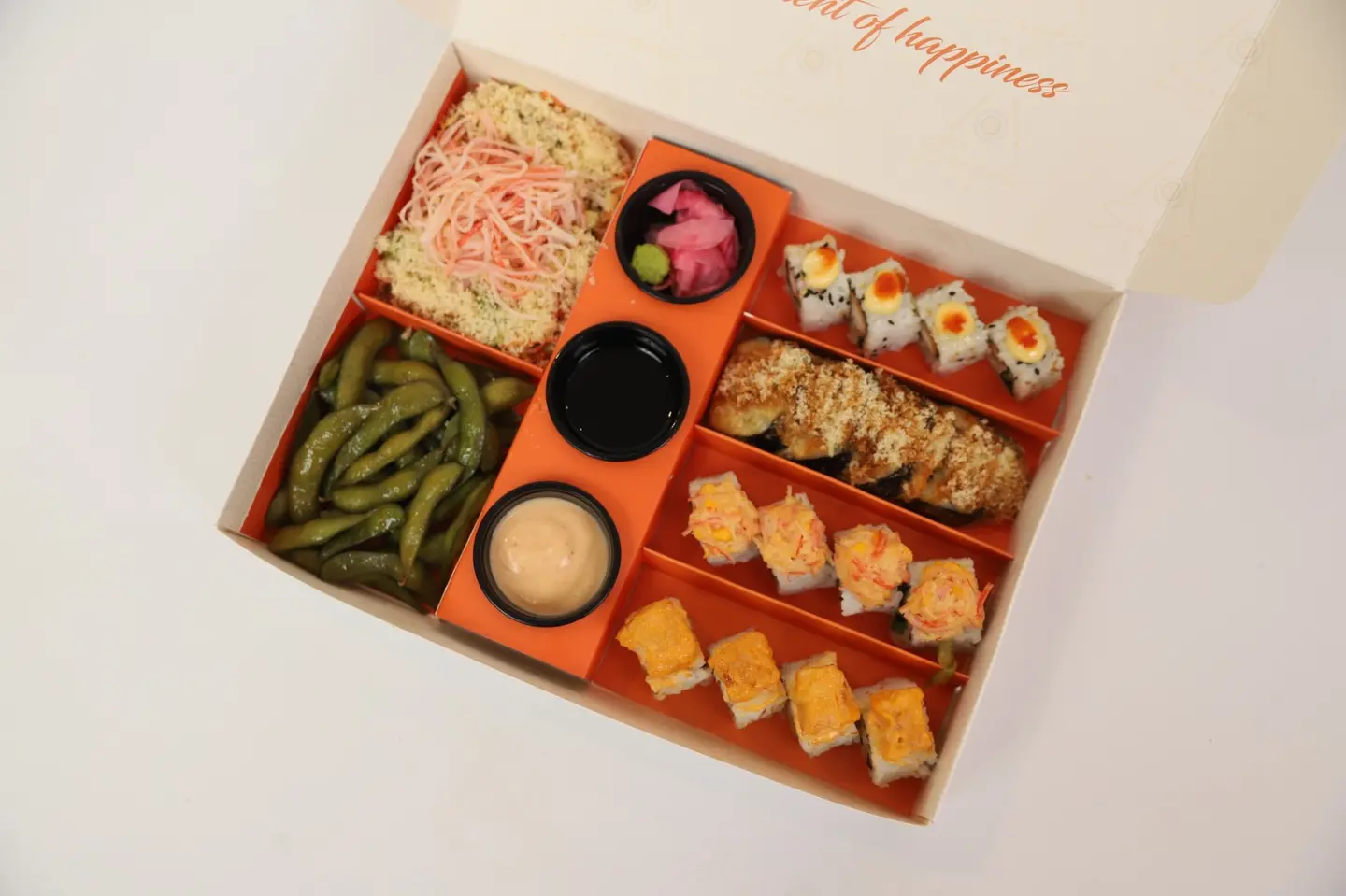 Combo Dew (16 Pieces Of Sushi + Salad + Edamame)