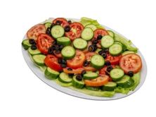 سلطة خضراء شرائح