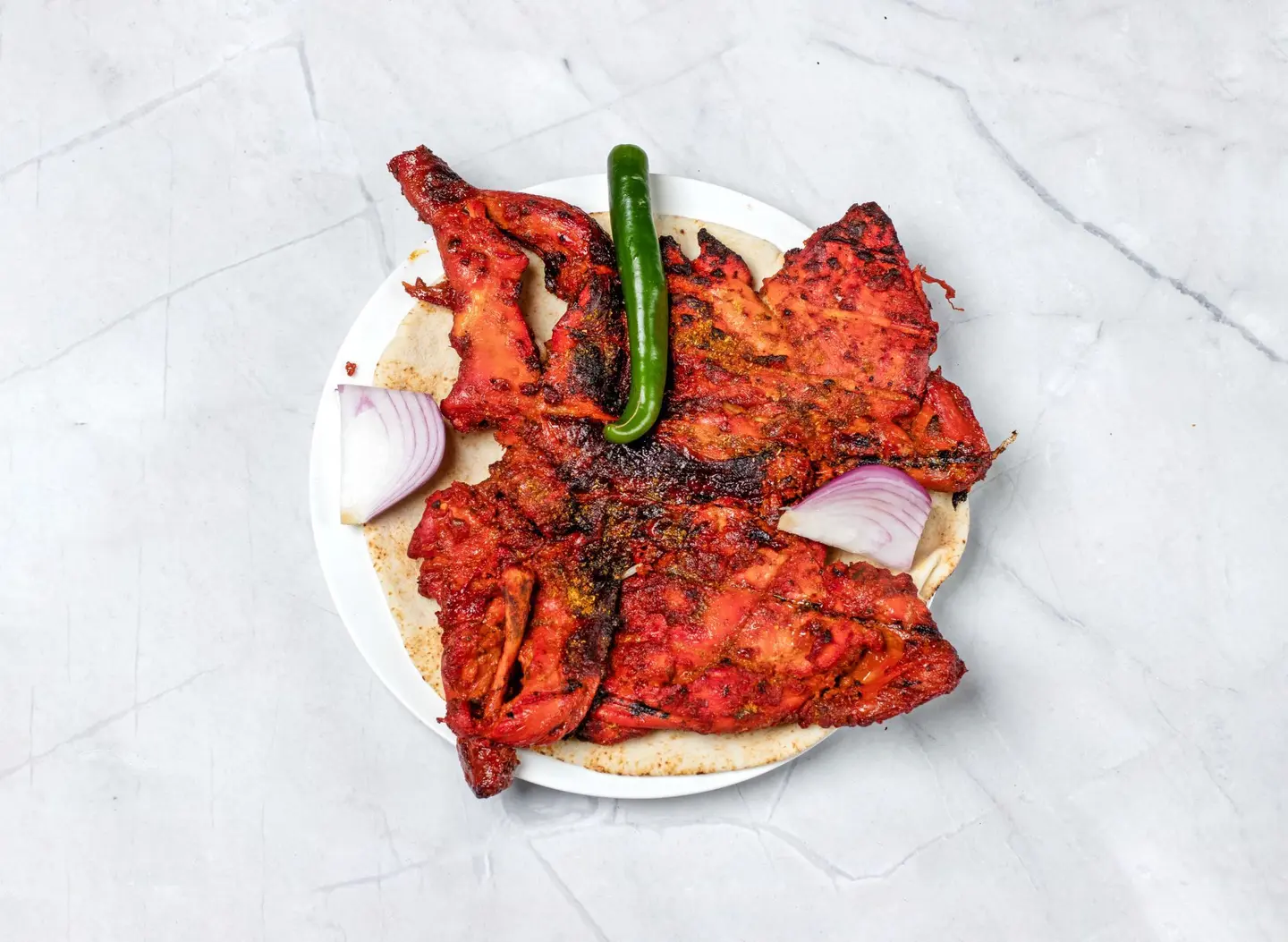 نص حبه دجاج الفحم سادة