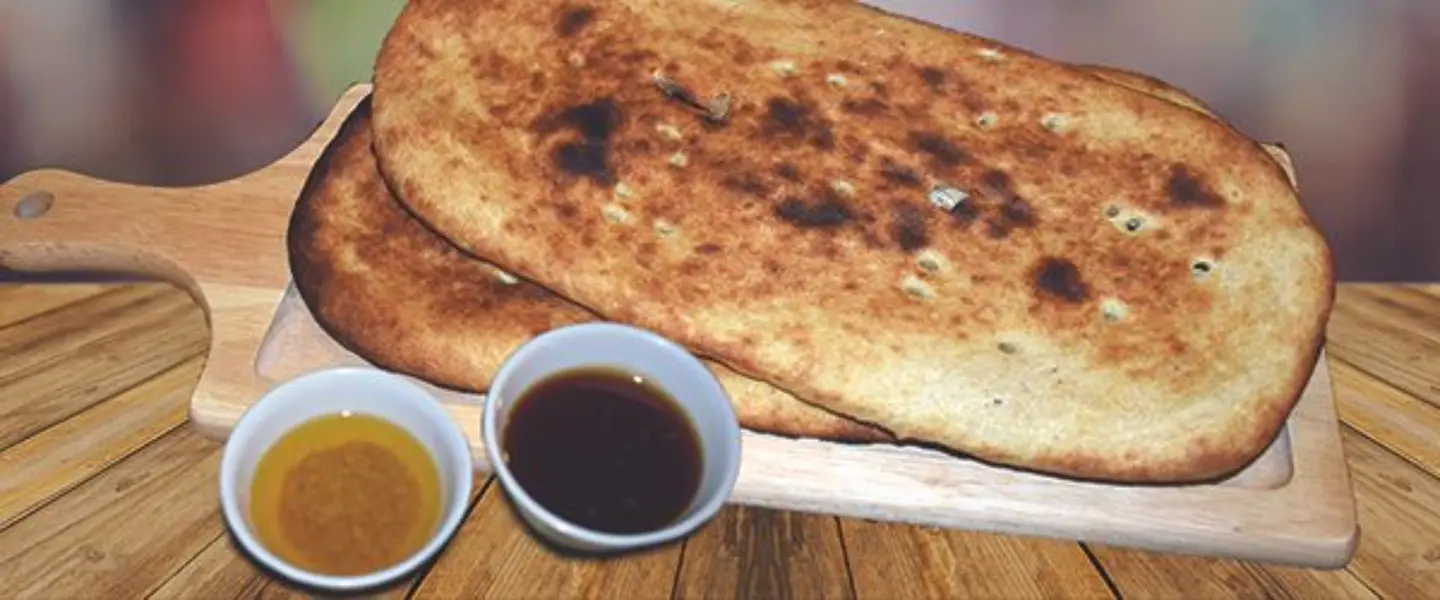 فطيرة مع السمن و العسل