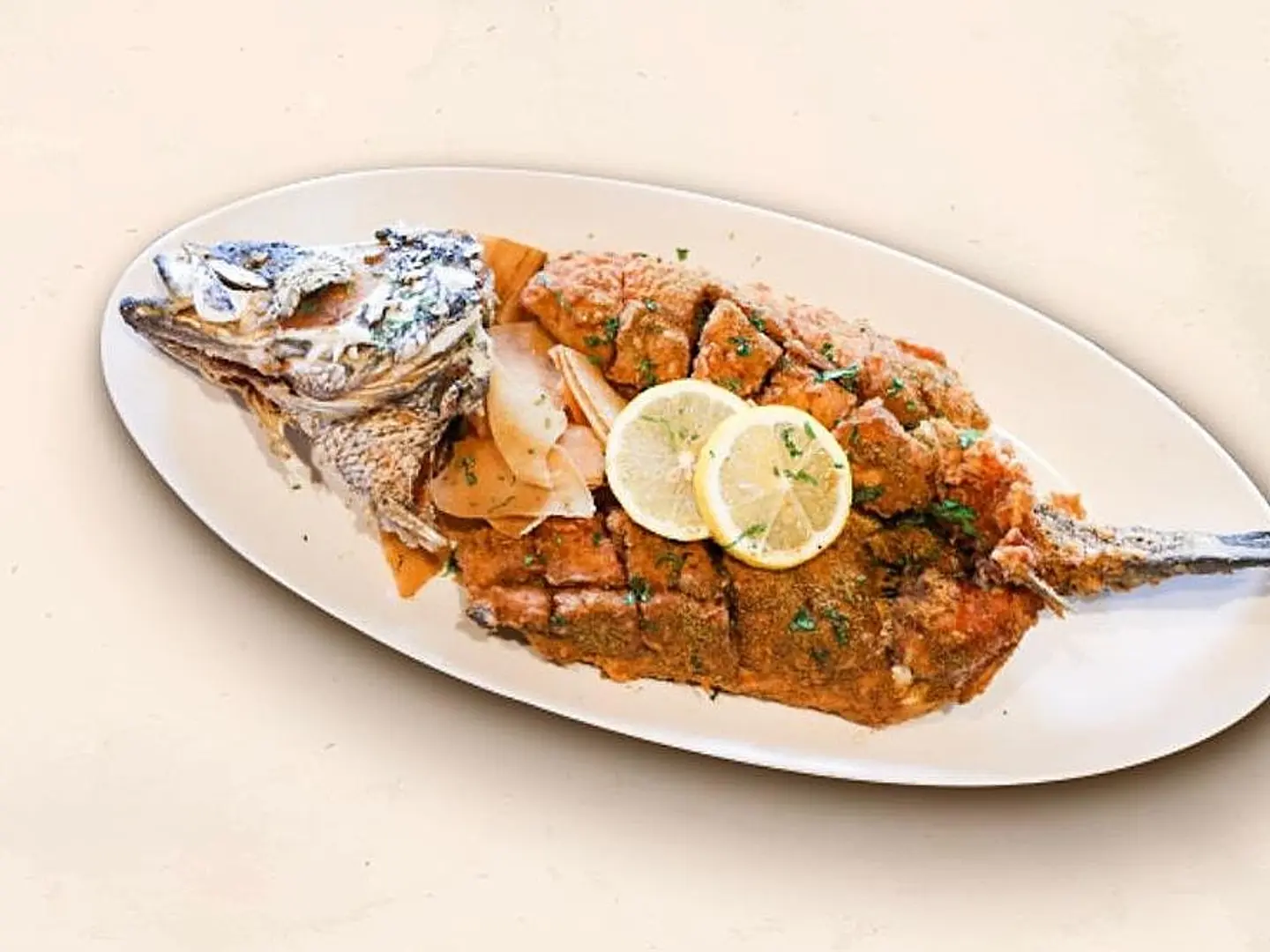 قاروص مقلي منغا (1كلغ)