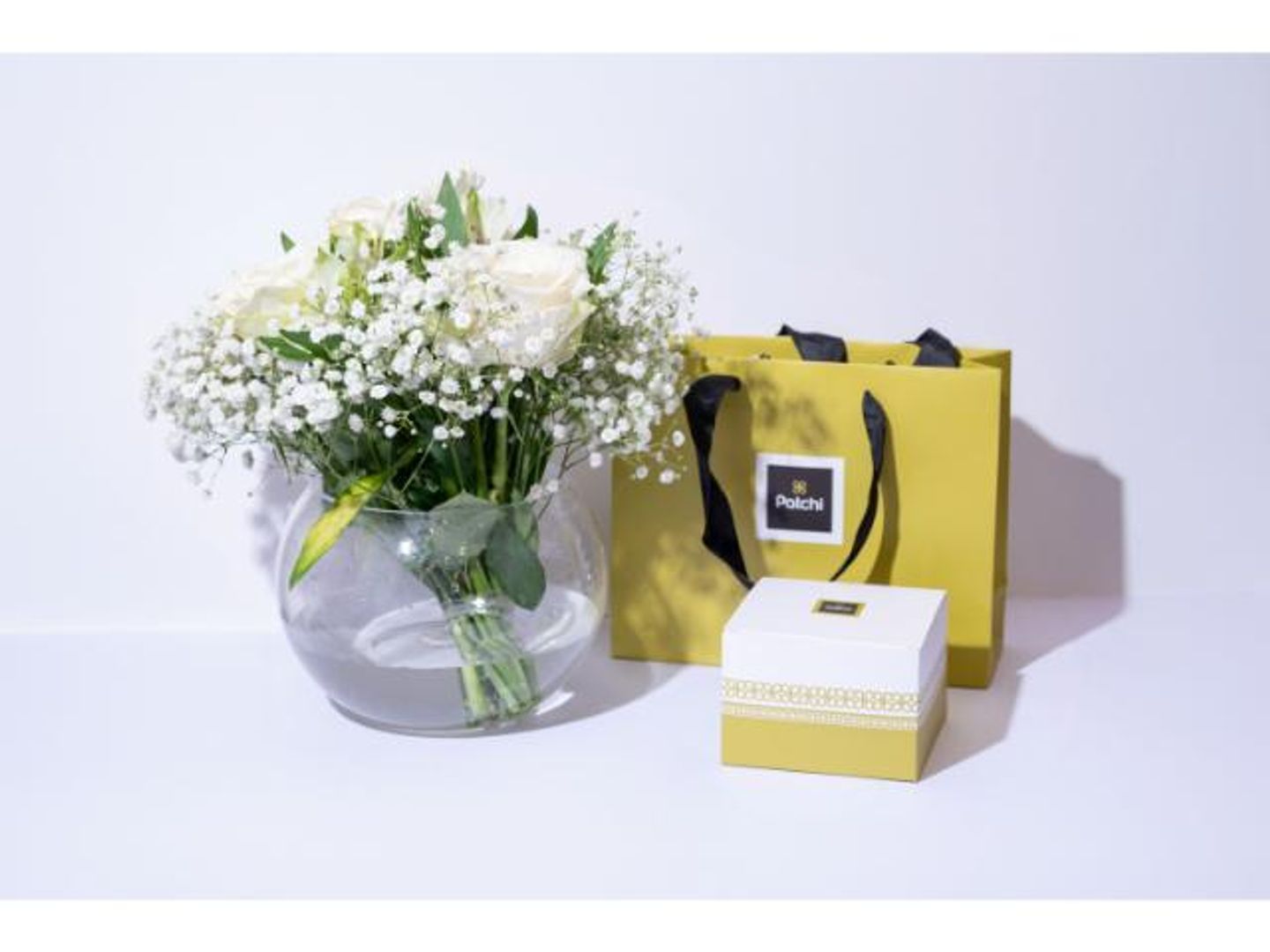 Alsalam Vase With Patchi Chocolate