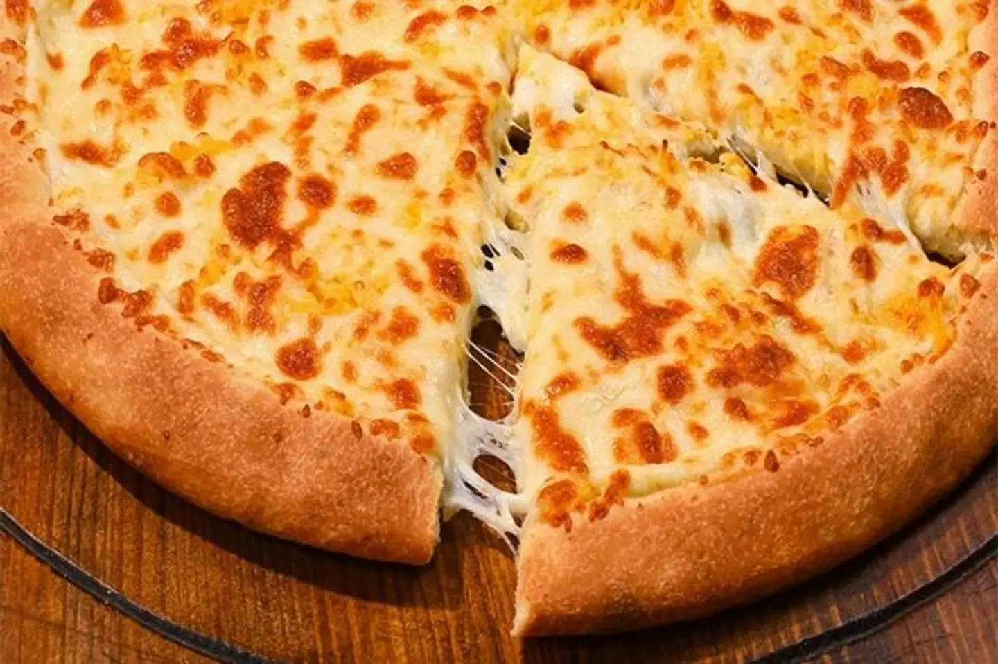 Mixed Cheese Pizza