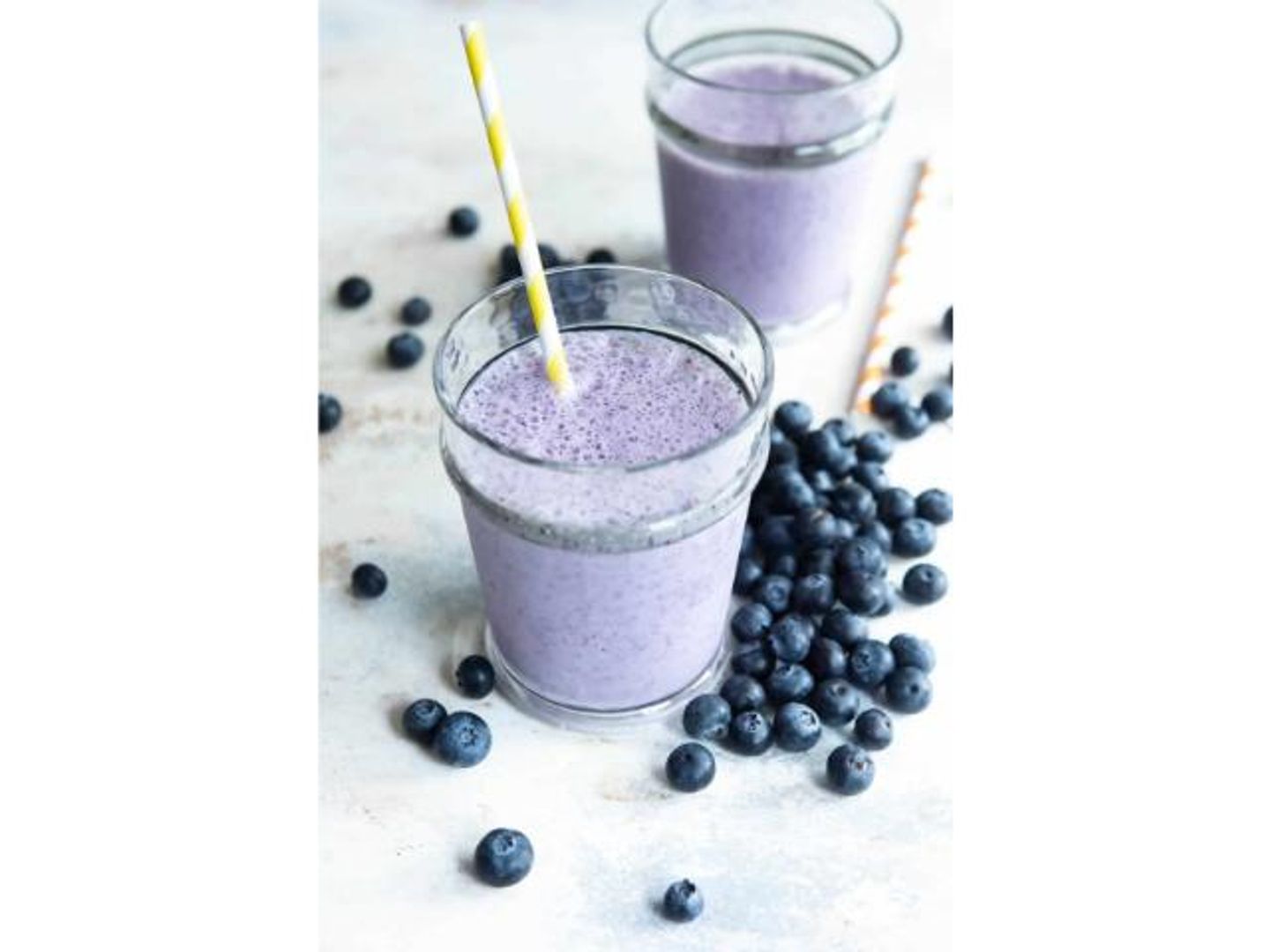 100% Natural Berry Shake Smoothie