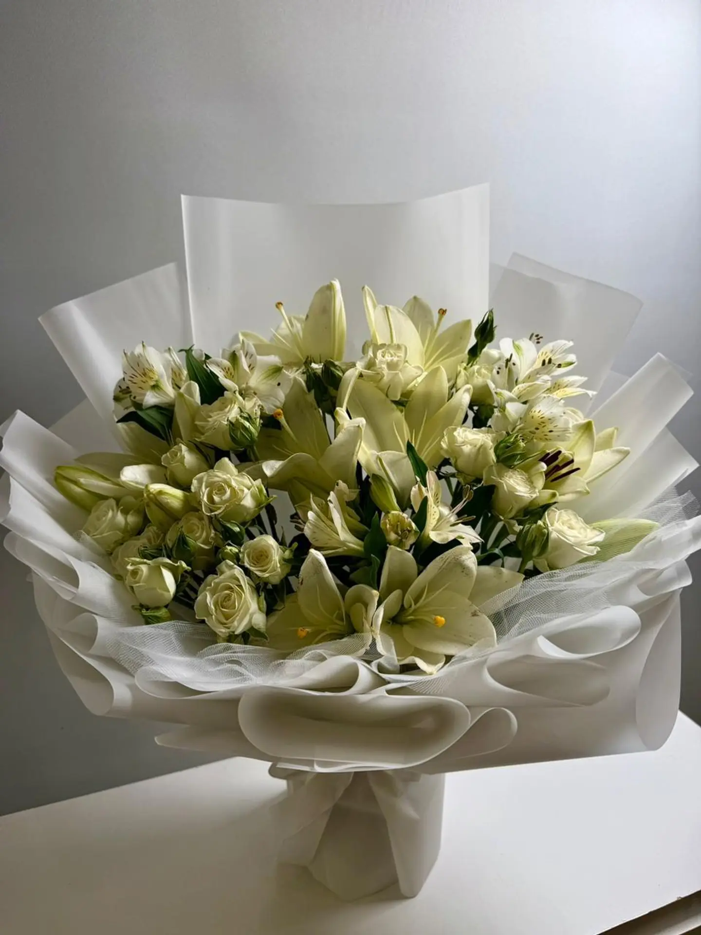 Bouquet Of Bright Roses