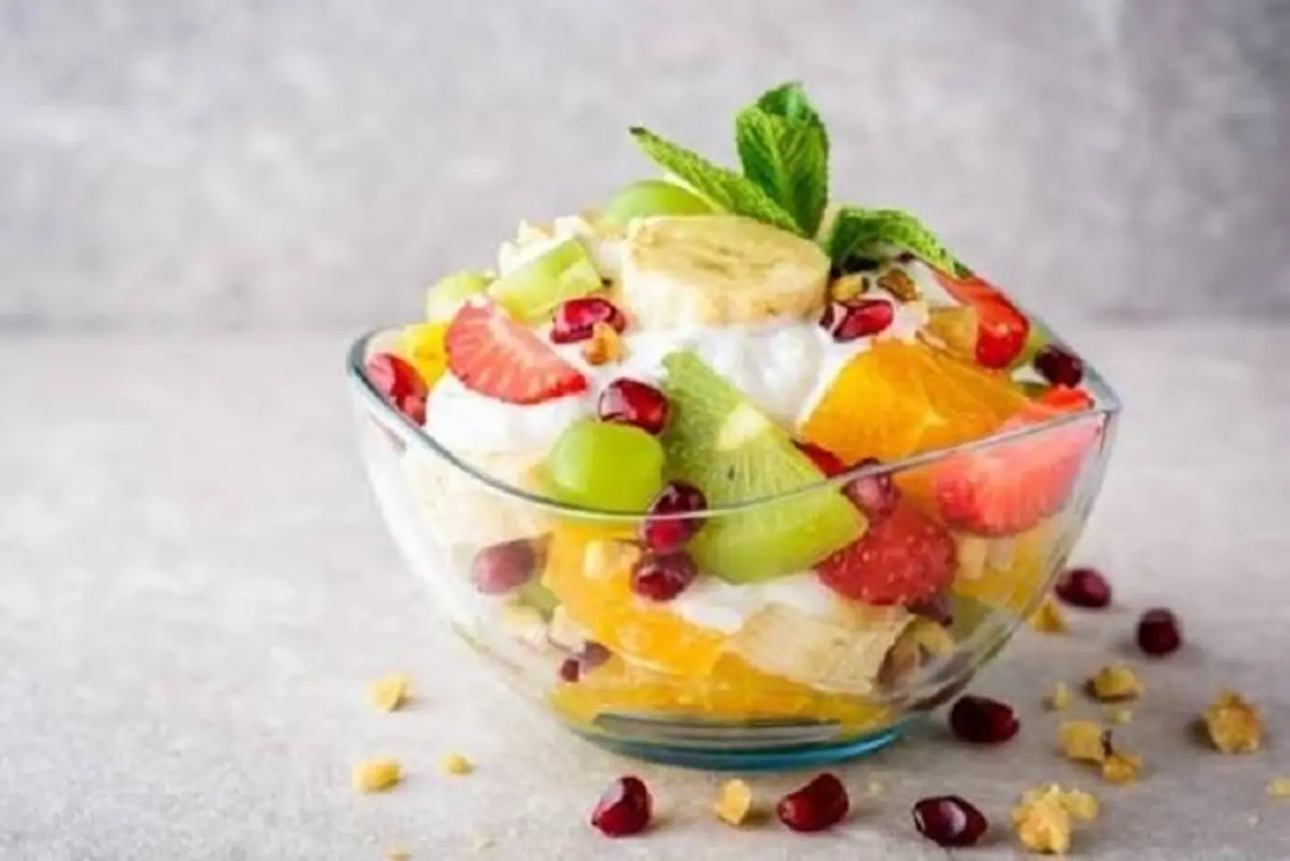 Homemade Fruit Salad With Yogurt 600 Grams