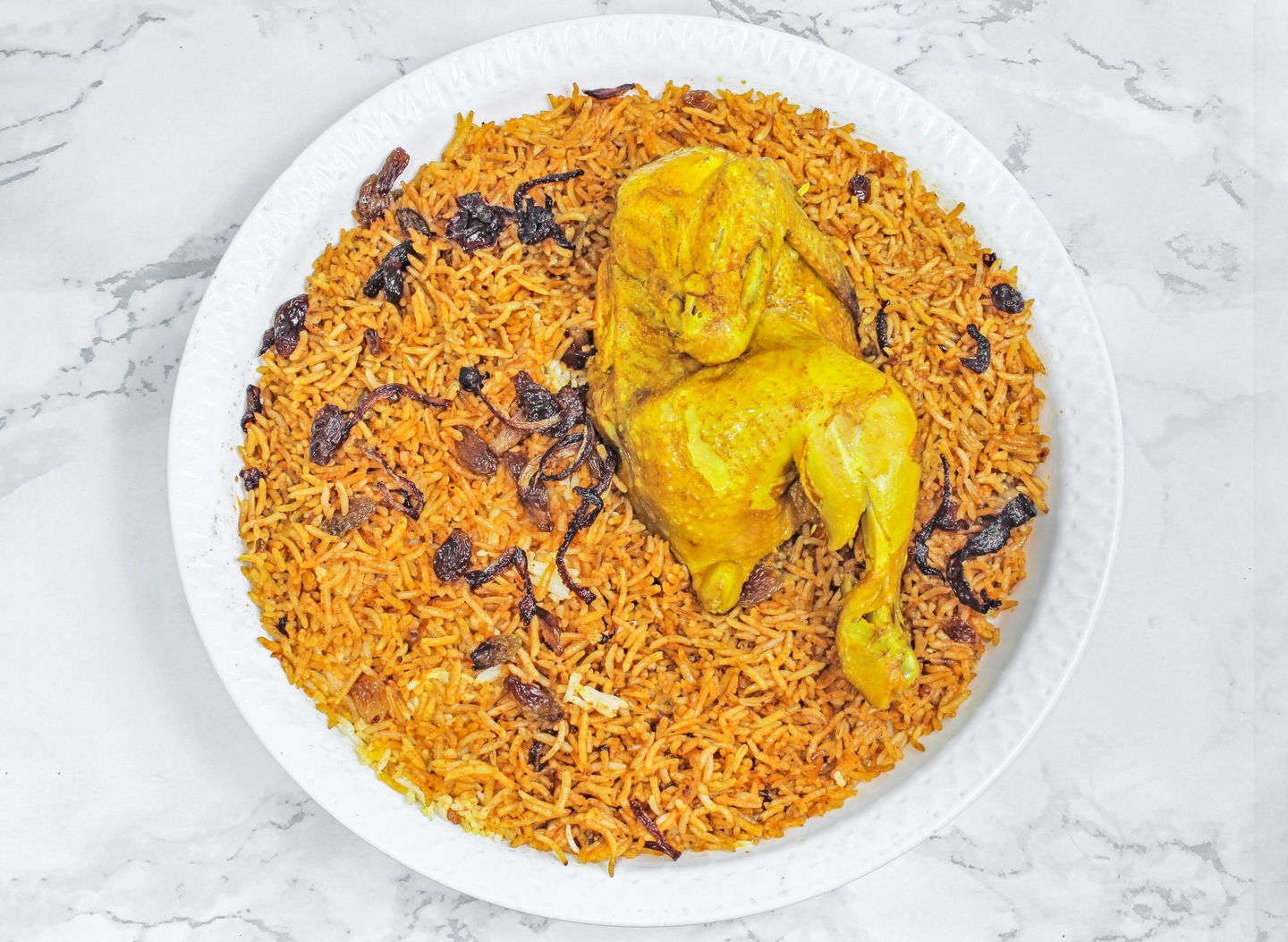 نصف دجاج مسلوق مع الرز