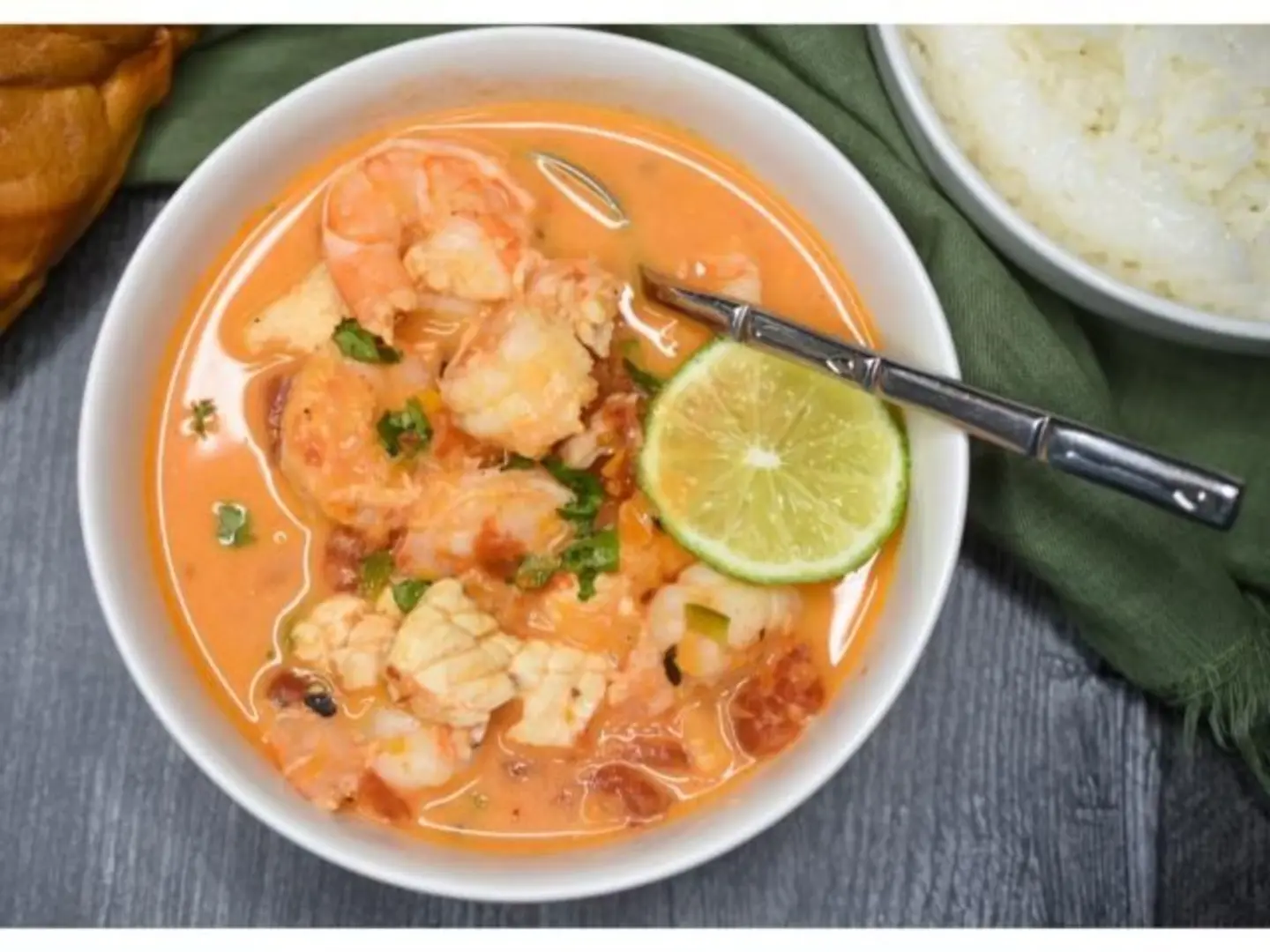 شوربة مأكولات بحرية