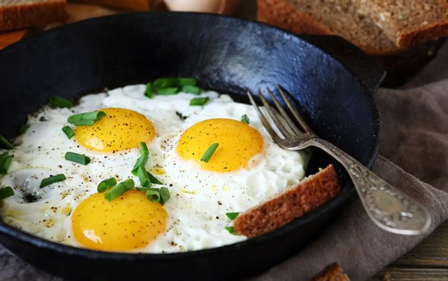 Sunny Side Up Eggs Plate