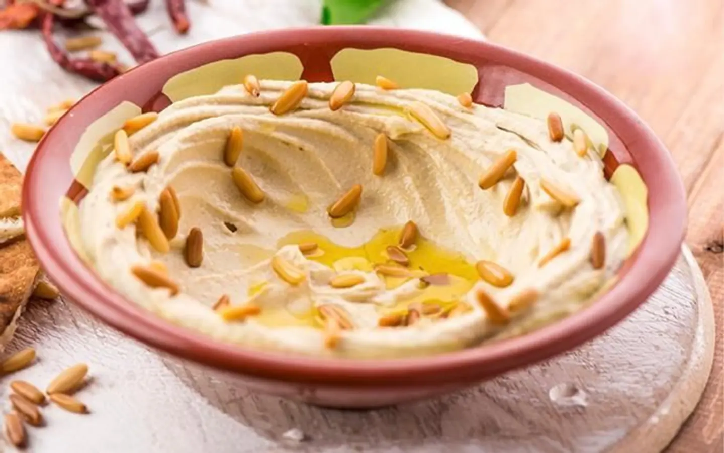 حمص بالصنوبر