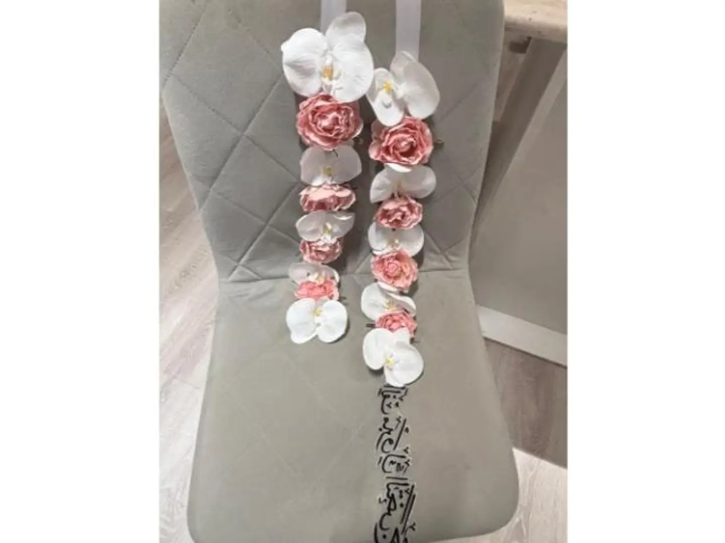Graduation Flower Necklace With Acrylic