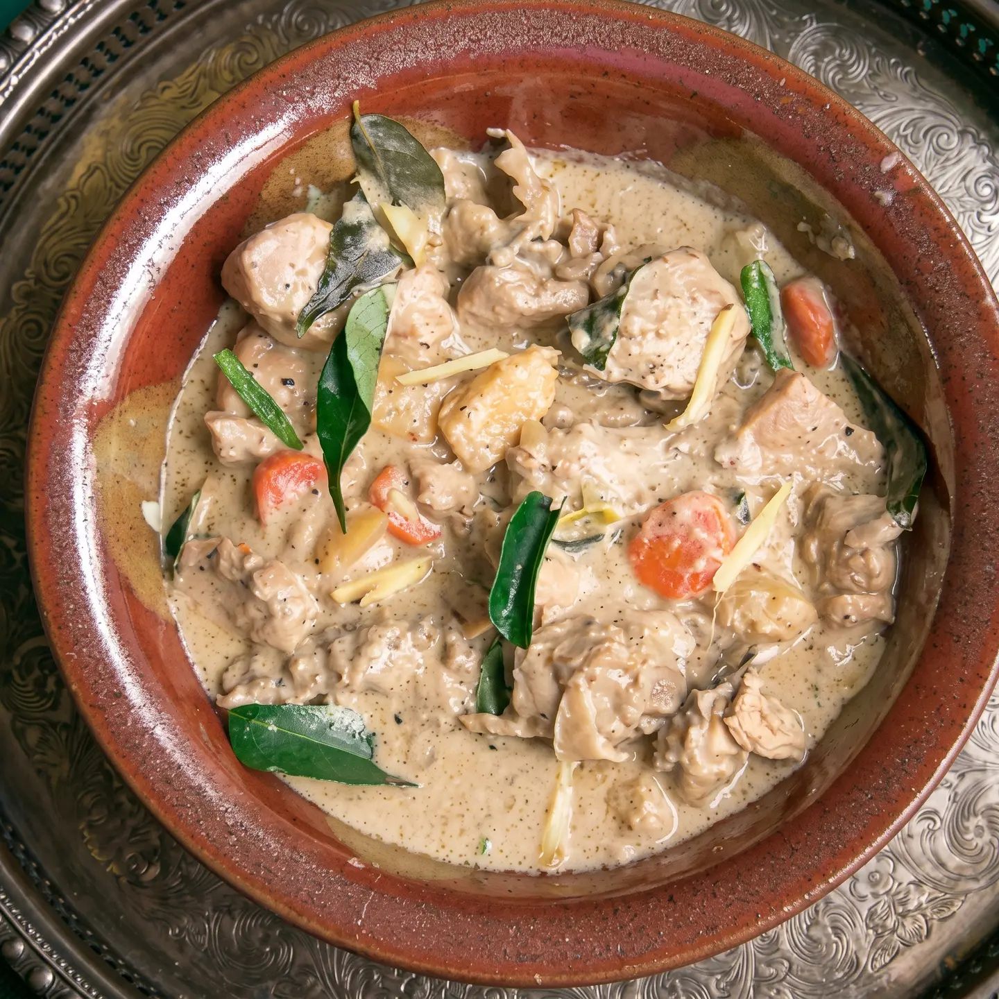 يخنة الدجاج