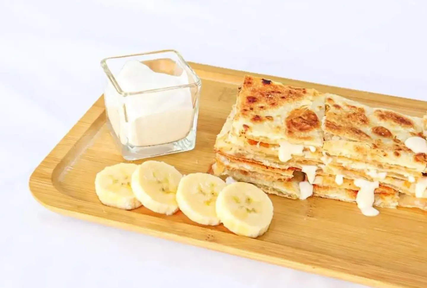 Cream And Banana Mutabbak