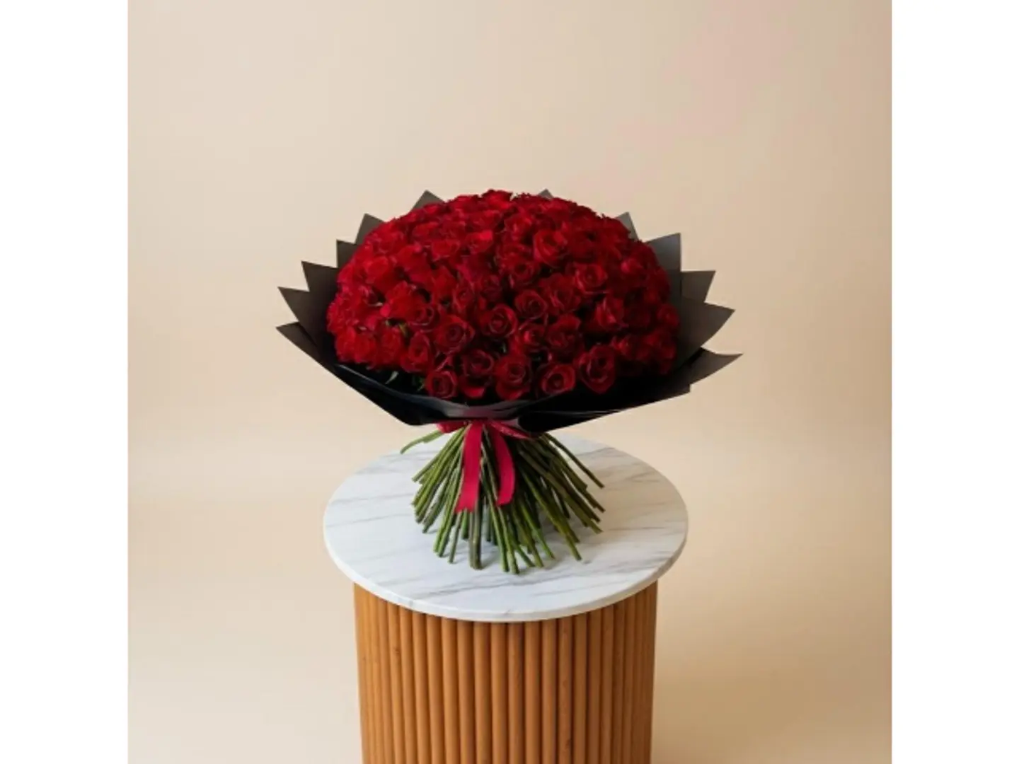 100 Roses Love Package